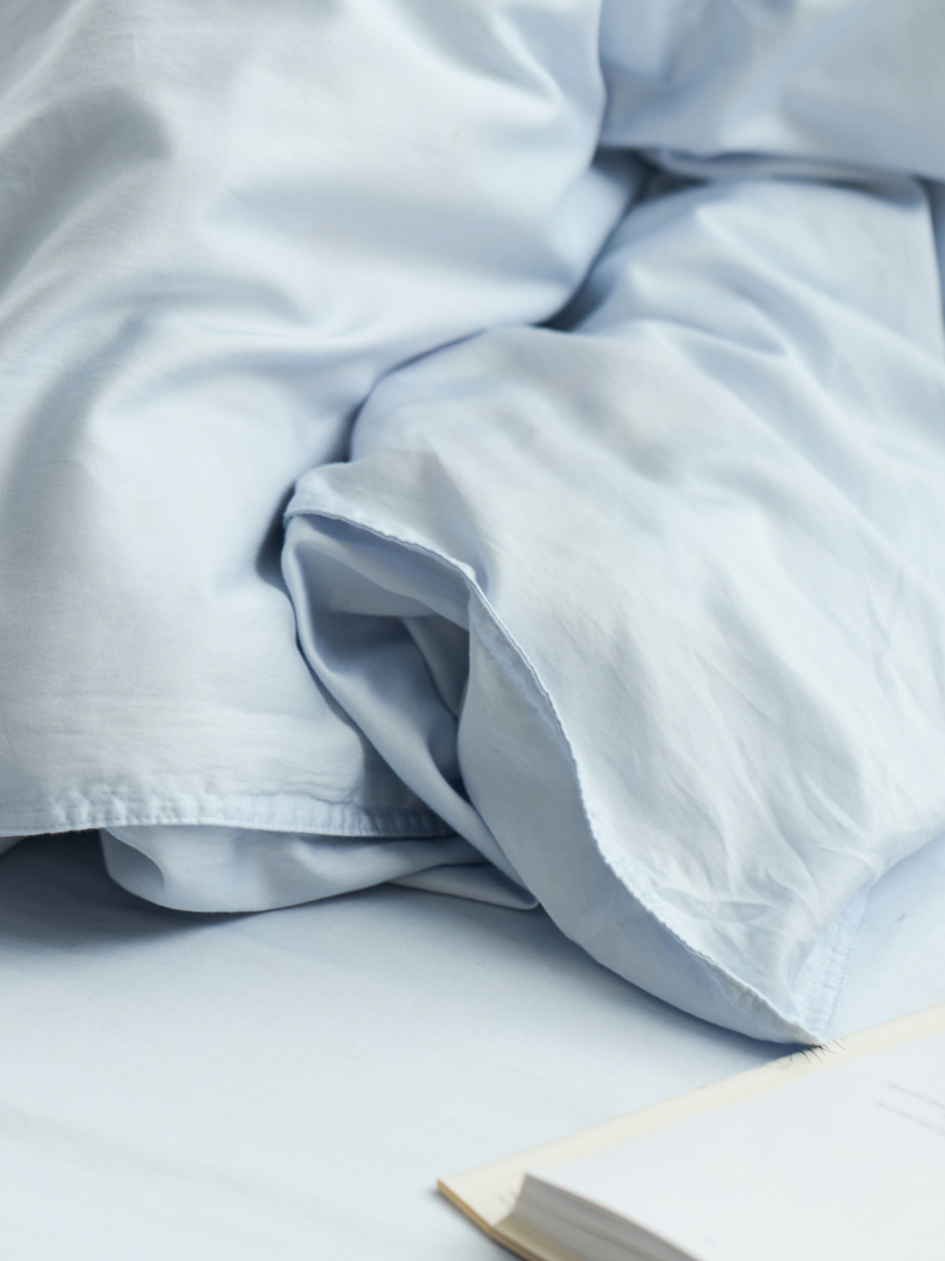 Простынь на резинке "Облака над морем" из вареного сатина голубая MBM HOME модель BL-FS-61/62/63 SKY BLUE Фото