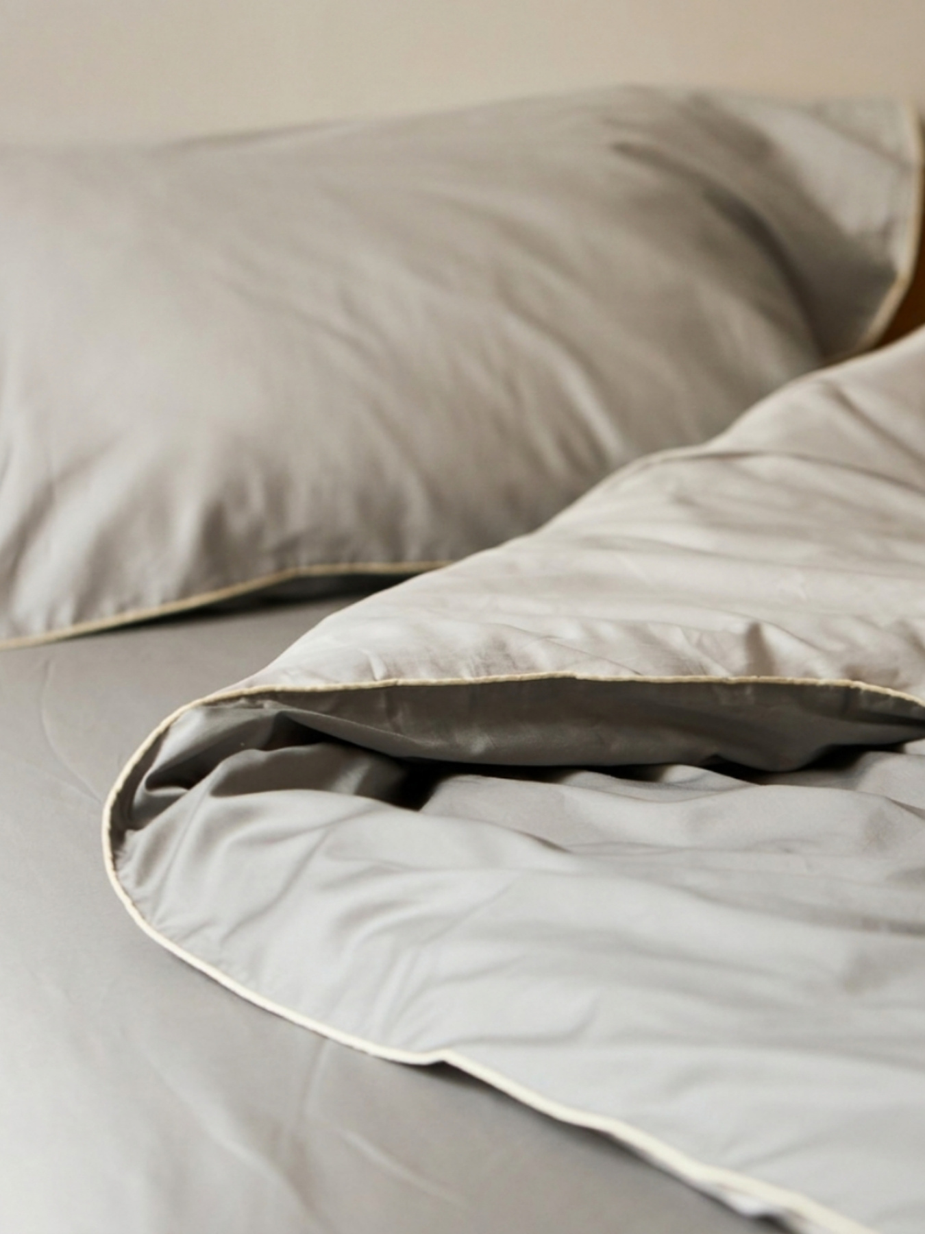 Простирадло "Сонце на скелях" з натурального сатину світло-сіре MBM HOME модель BL-FS-29/30 PEBBLE Фото