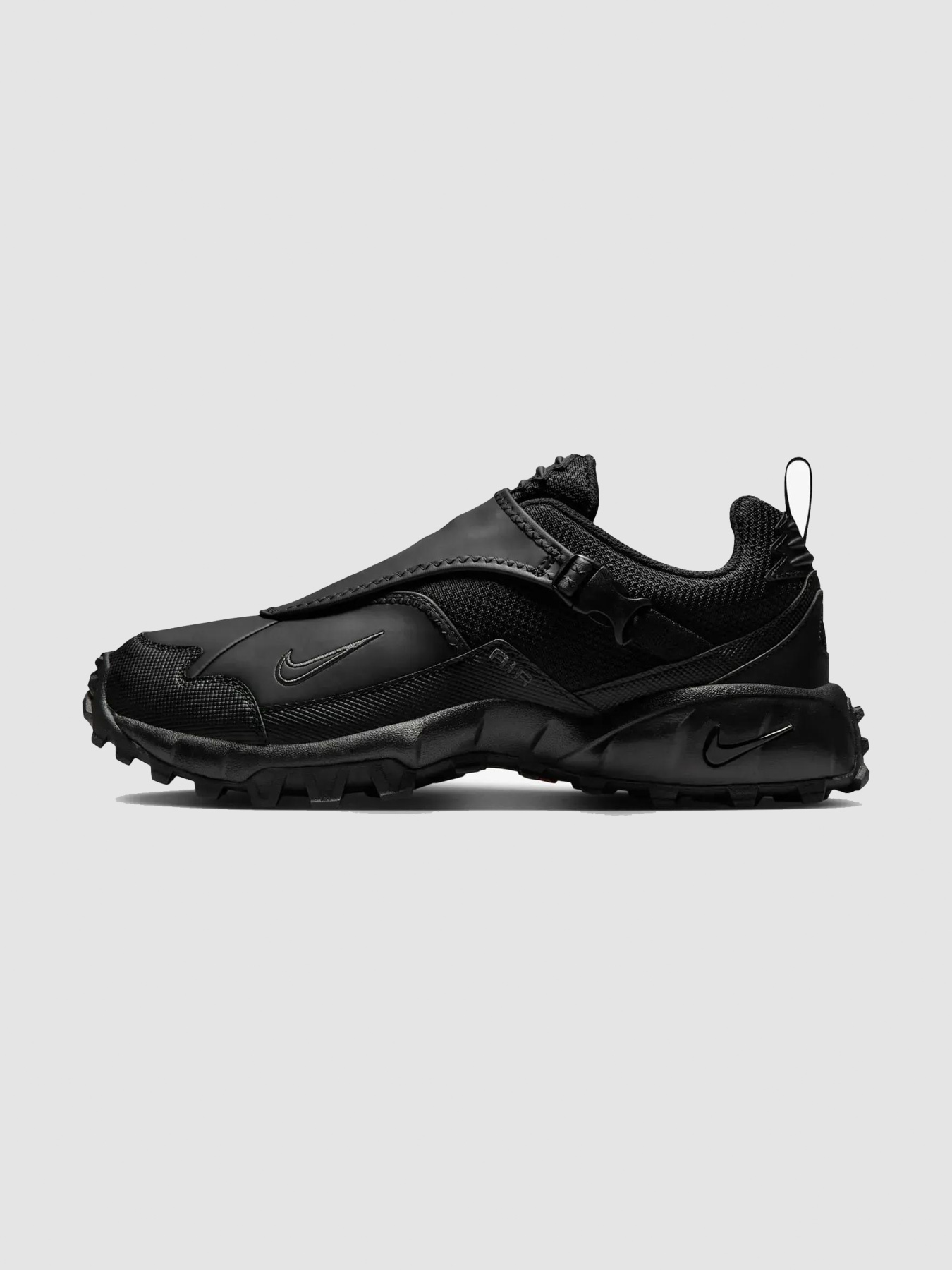 Кроссовки NIKE Acg Phassad "Triple Black" модель HM7133-002 Фото