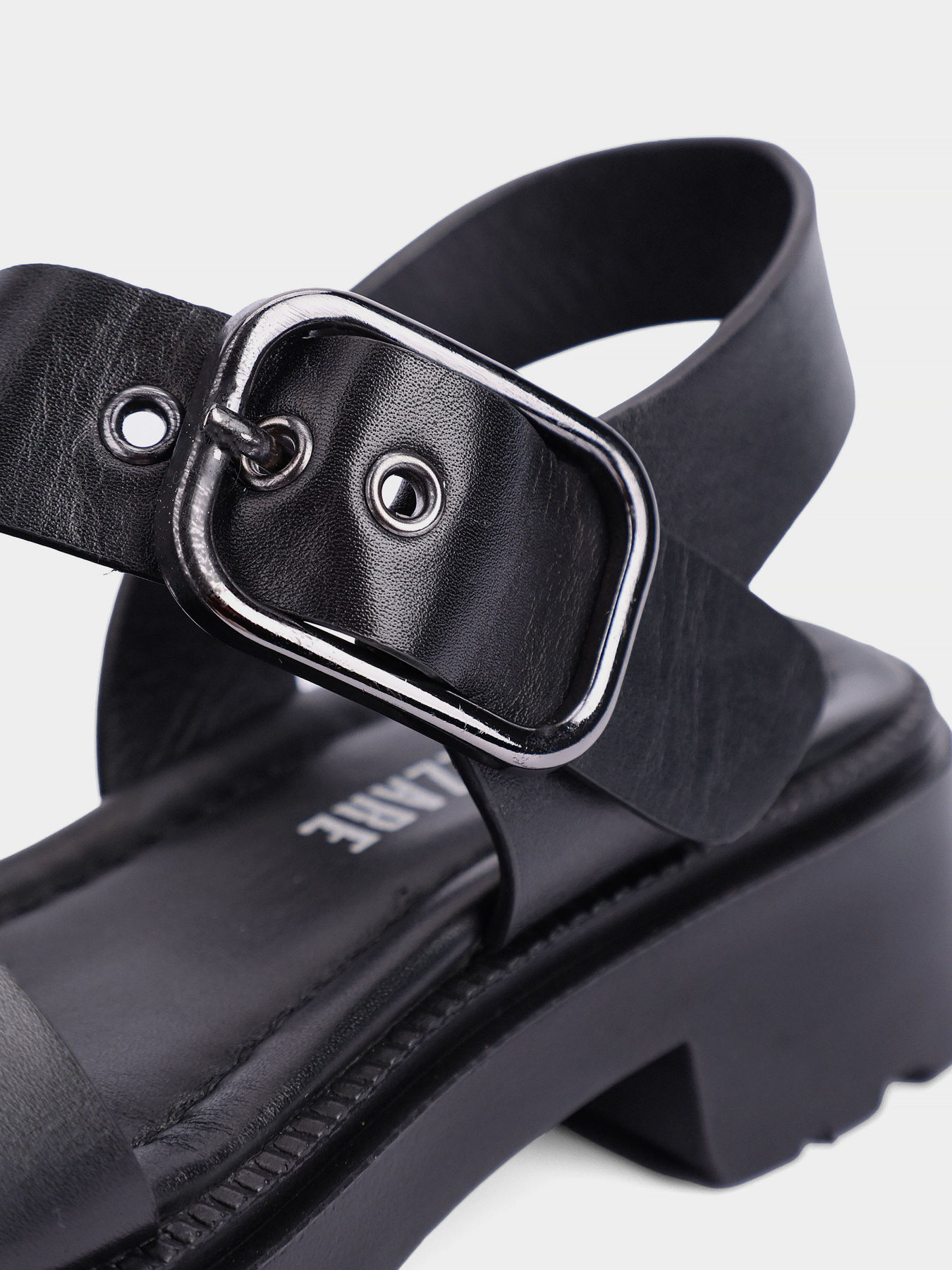 Сандалии Attizzare модель 3727 Фото