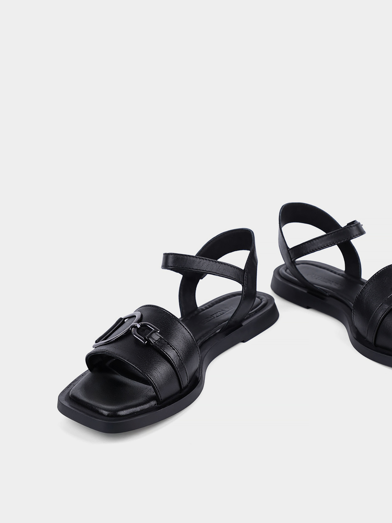 Сандалии Attizzare модель P334 550 Фото