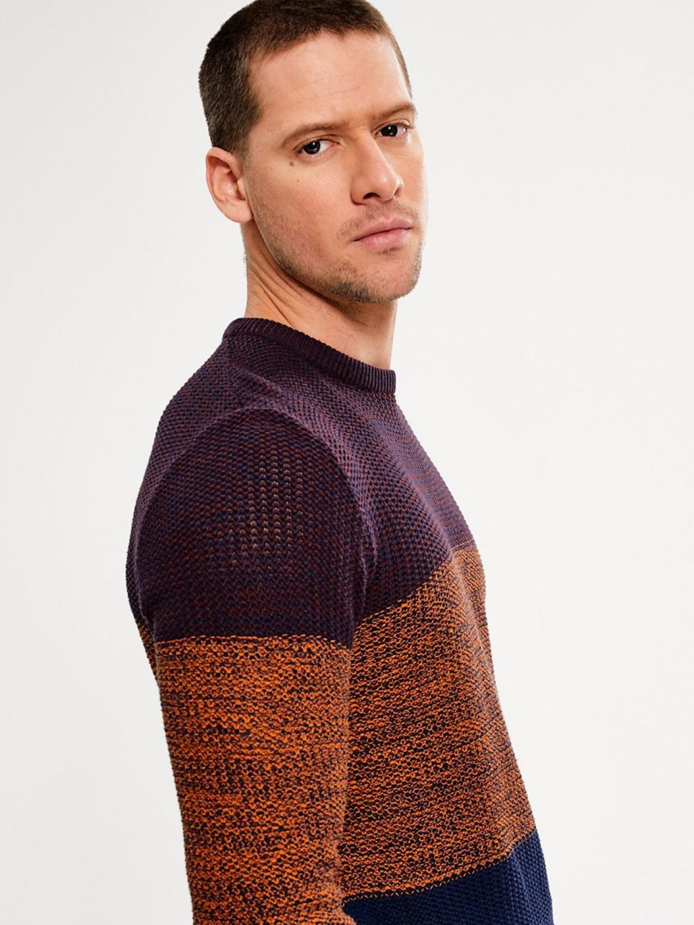 Светри та кардигани DIVERSE модель 10035628 Фото