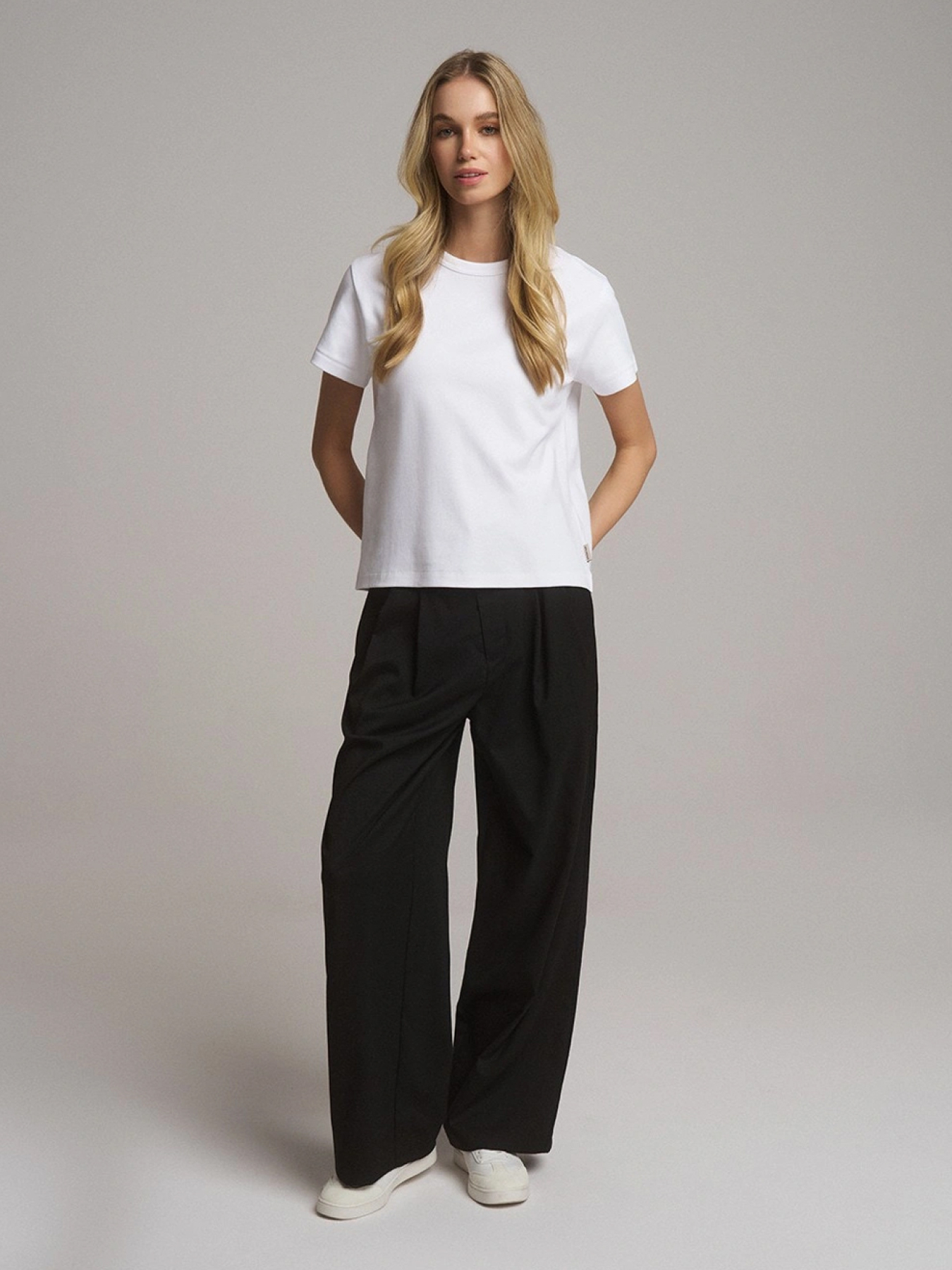 Футболки і поло DIVERSE Carmila модель 10046201 Фото