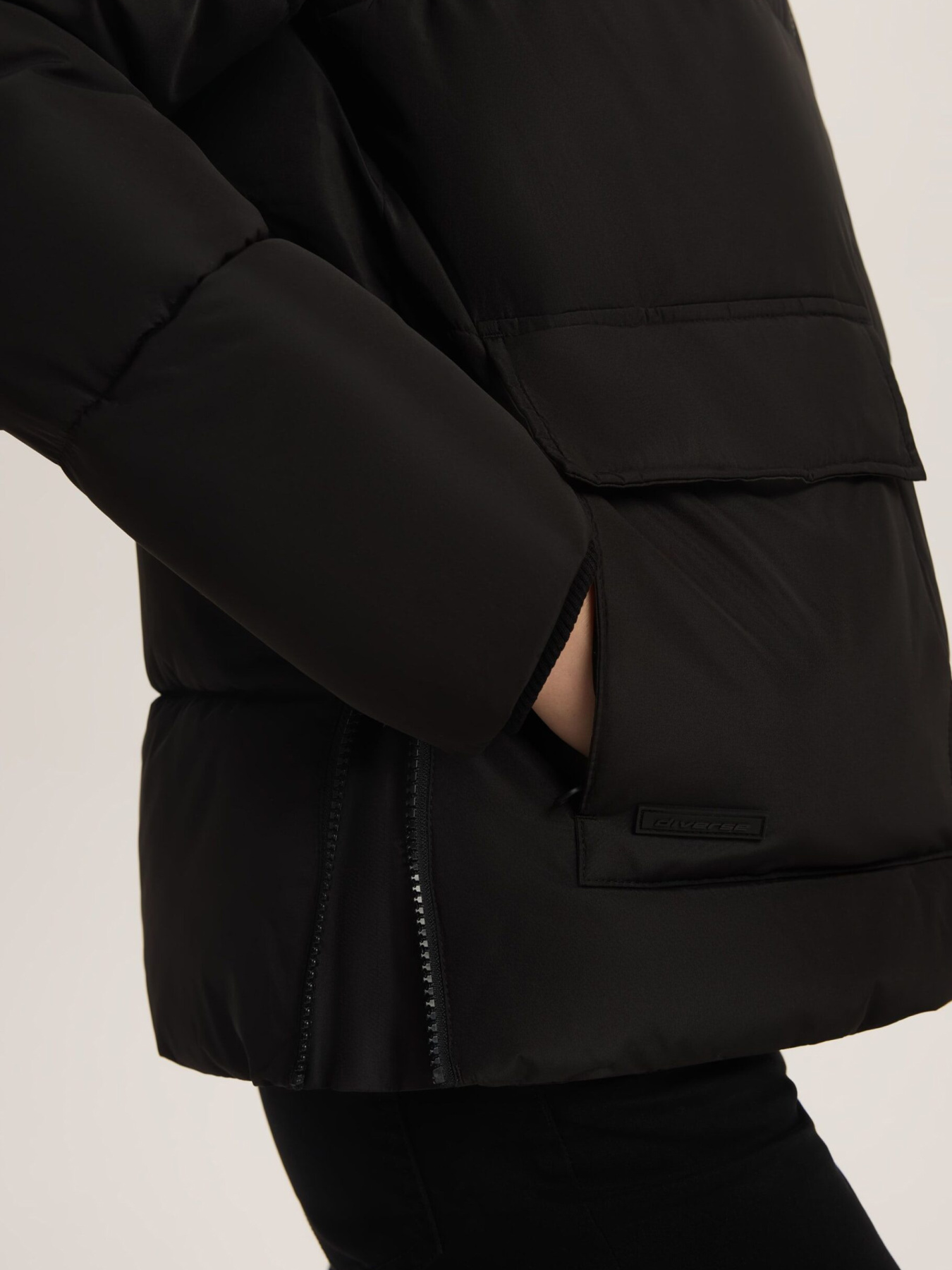 Куртки та дублянки DIVERSE Moyruna 255 модель 10047687 Фото