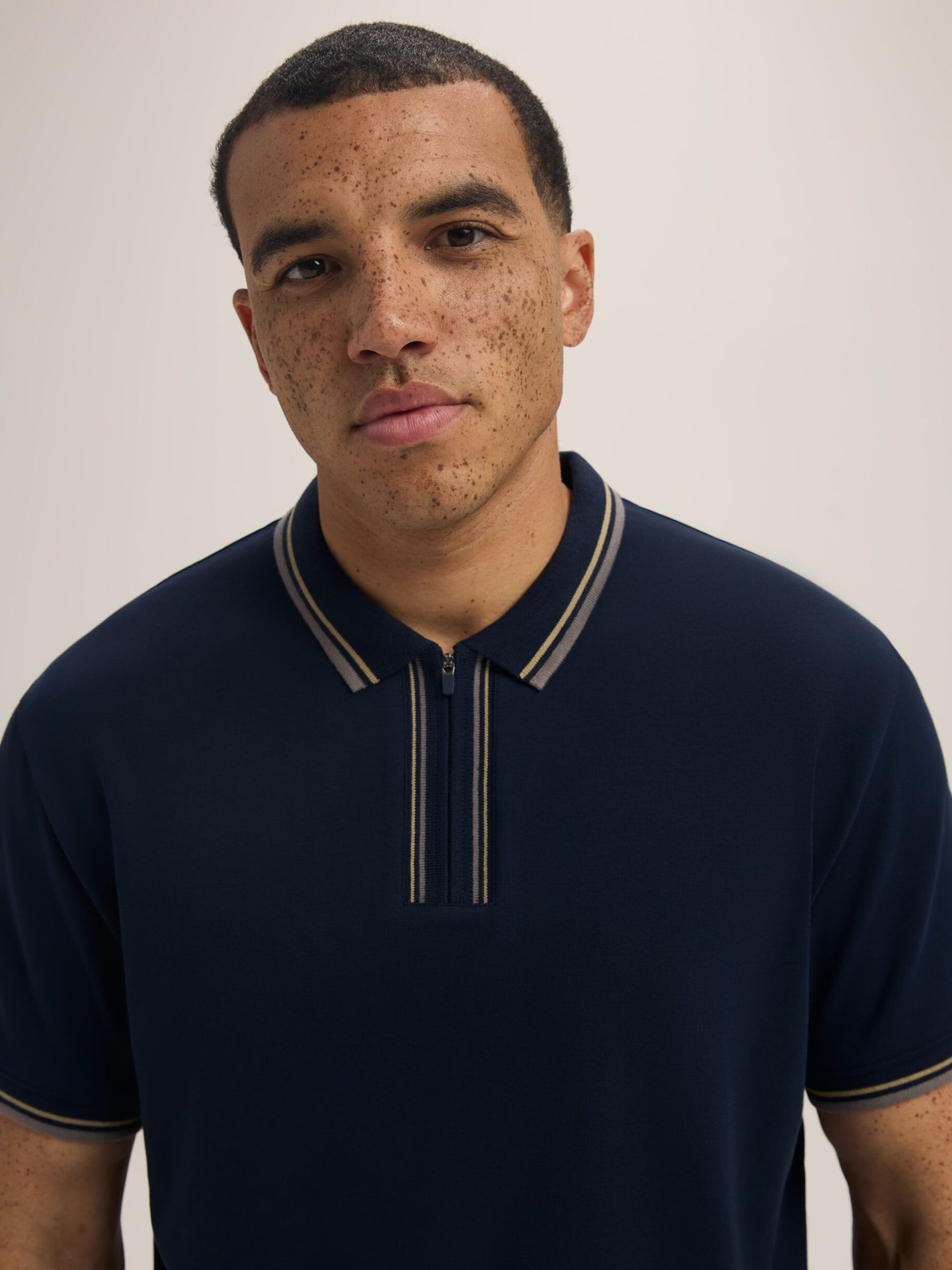 Футболки и поло DIVERSE Stripezip модель 10047745 Фото