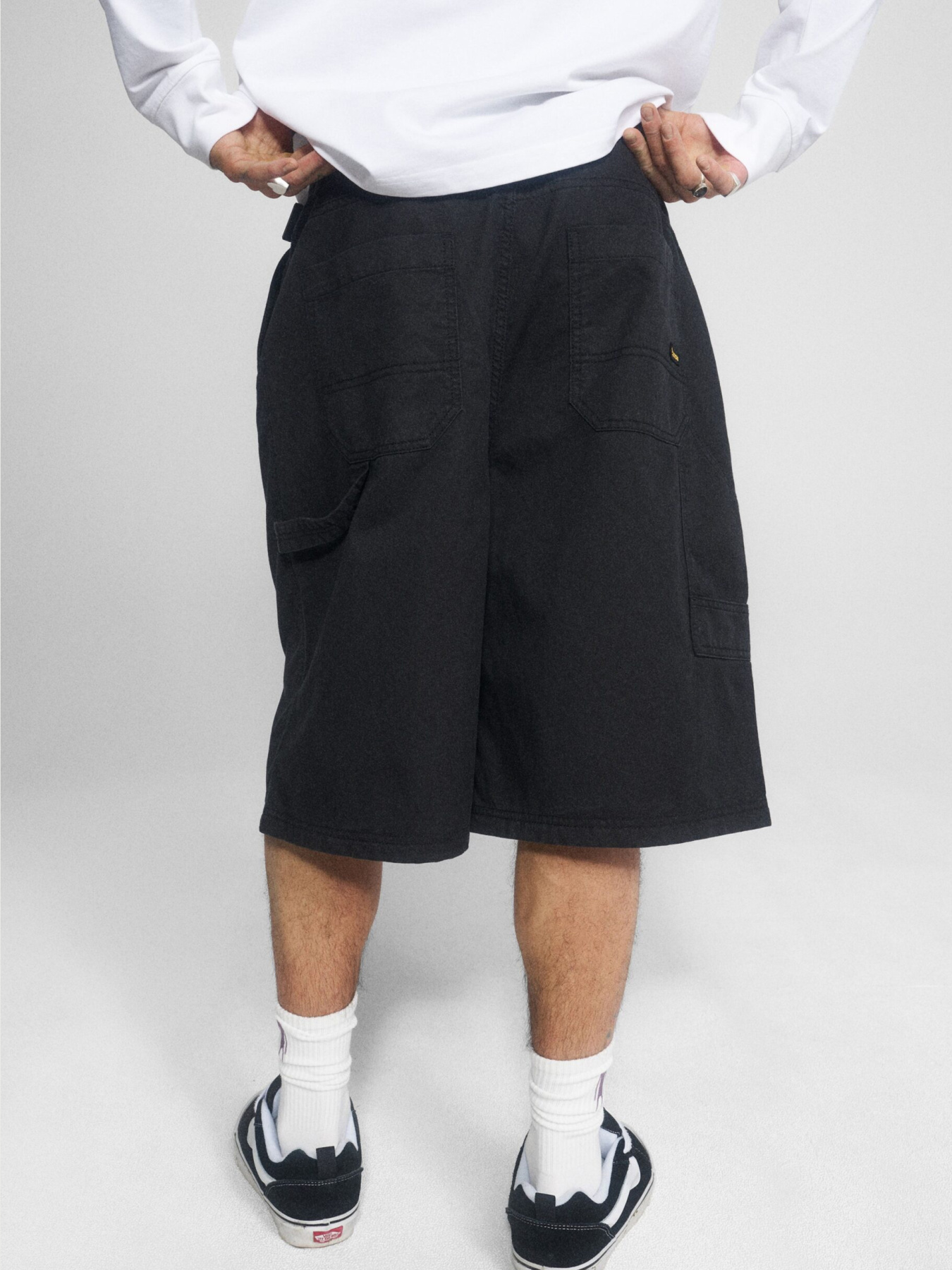 Шорты DIVERSE Cltn Rose Sk8 модель 10049032 Фото