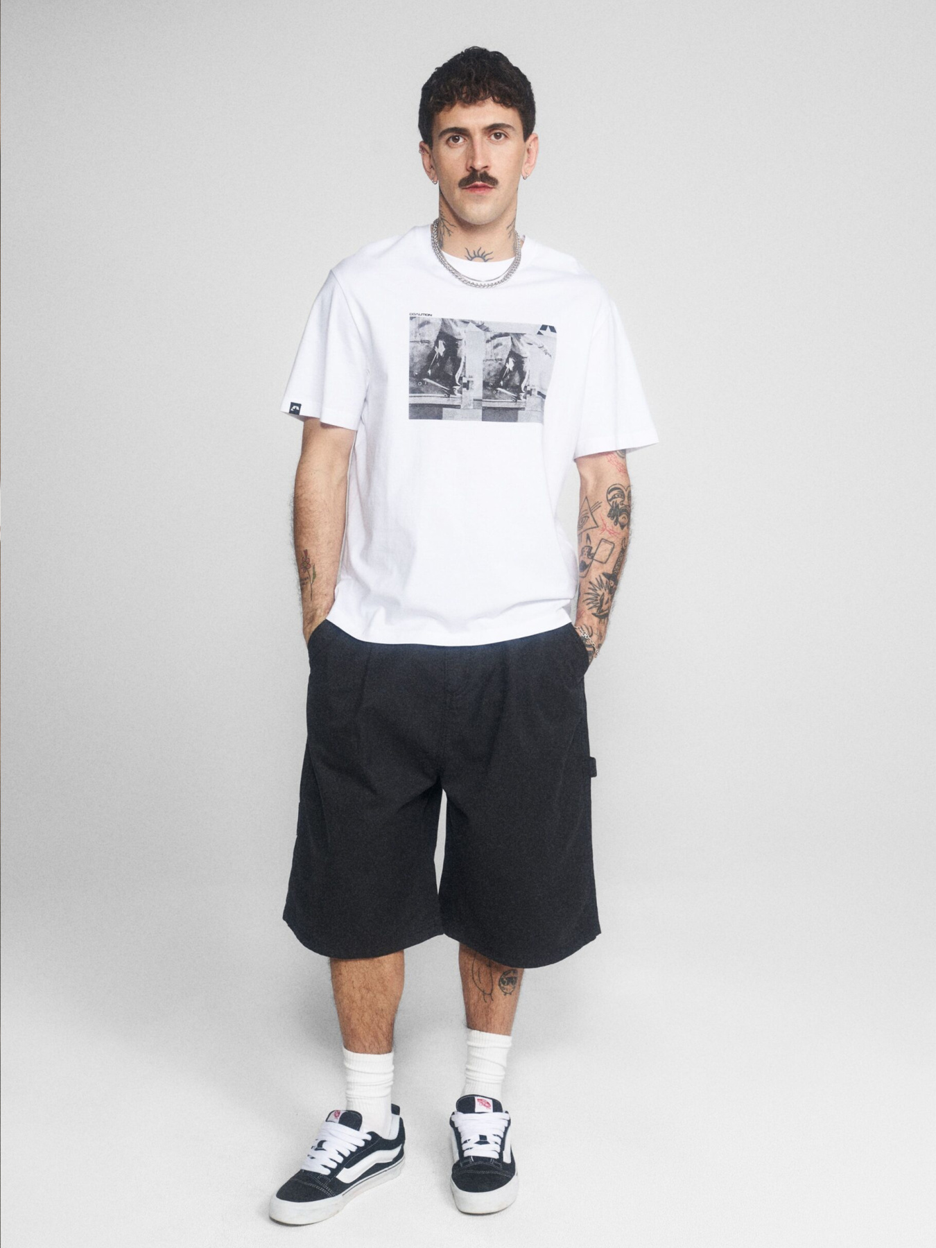 Футболки і поло DIVERSE Cltn Sk8 07 модель 10049044 Фото