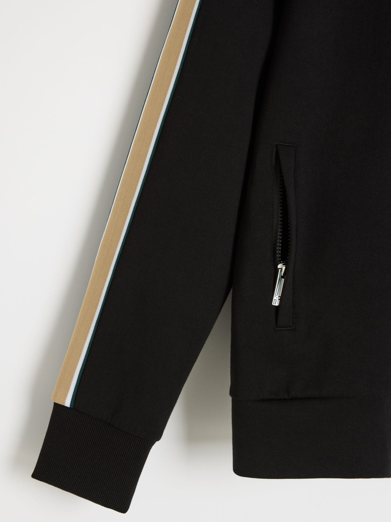 Худи и свитшоты DIVERSE Windstrike модель 10049119 Фото