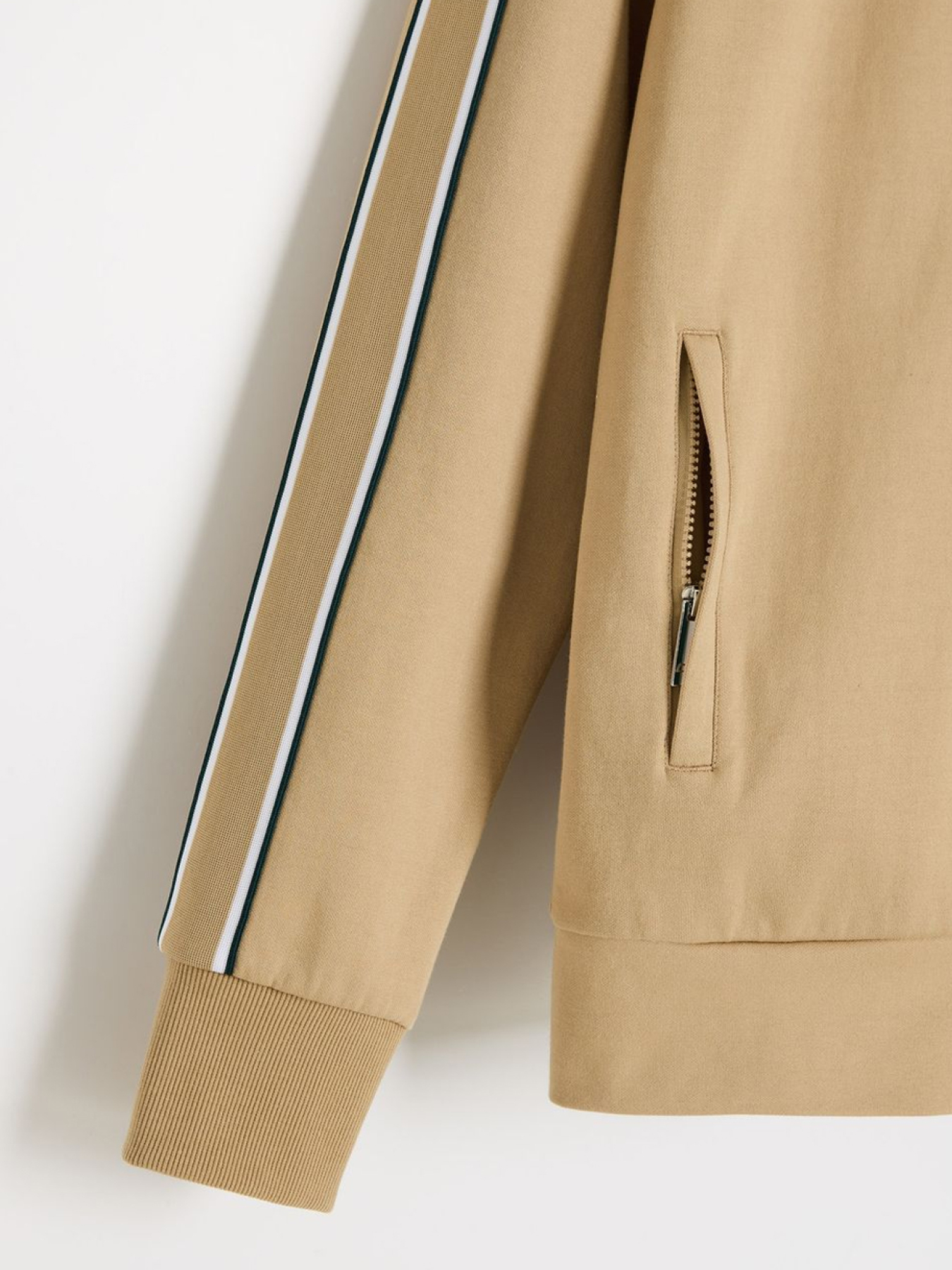 Худи и свитшоты DIVERSE Windstrike модель 10049119 Фото