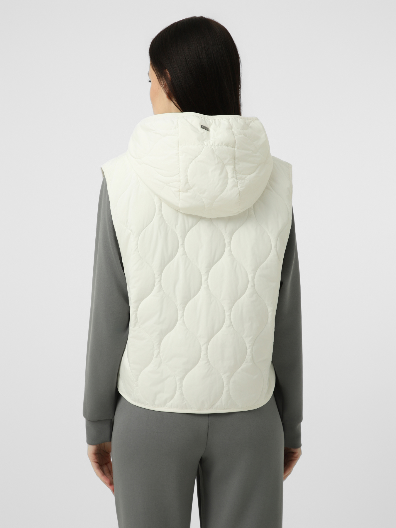 Куртки и дубленки Bugatti модель 11282/20 160100 Фото