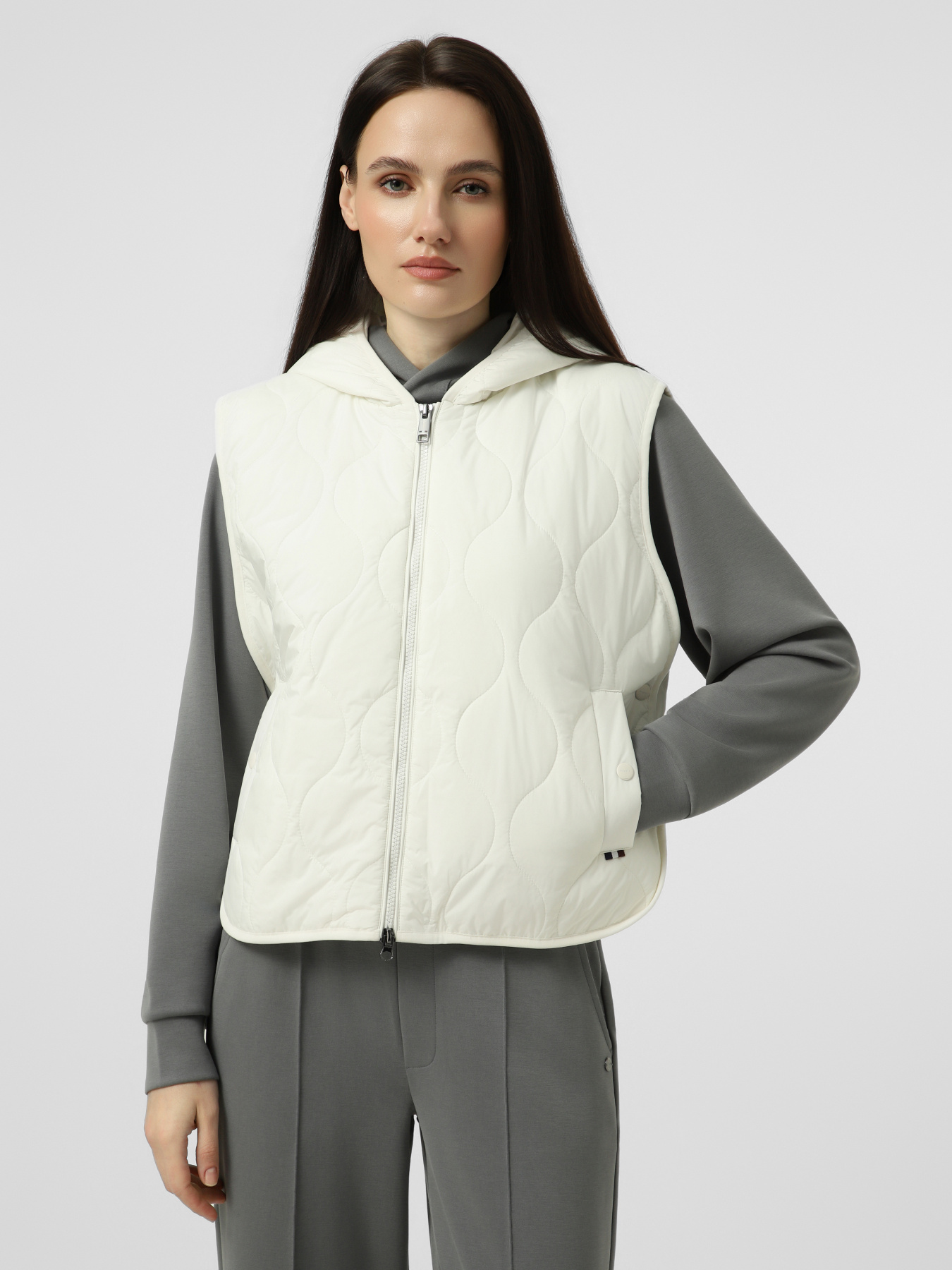 Куртки и дубленки Bugatti модель 11282/20 160100 Фото