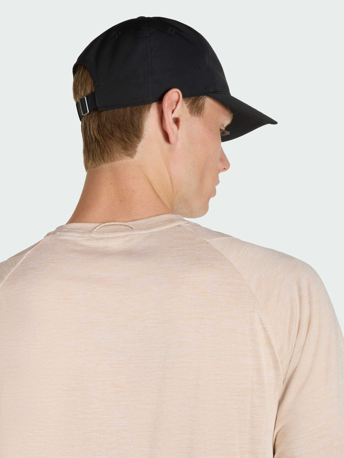 Шапки та кепки Adidas Adidas Essentials модель JZ0506 Фото