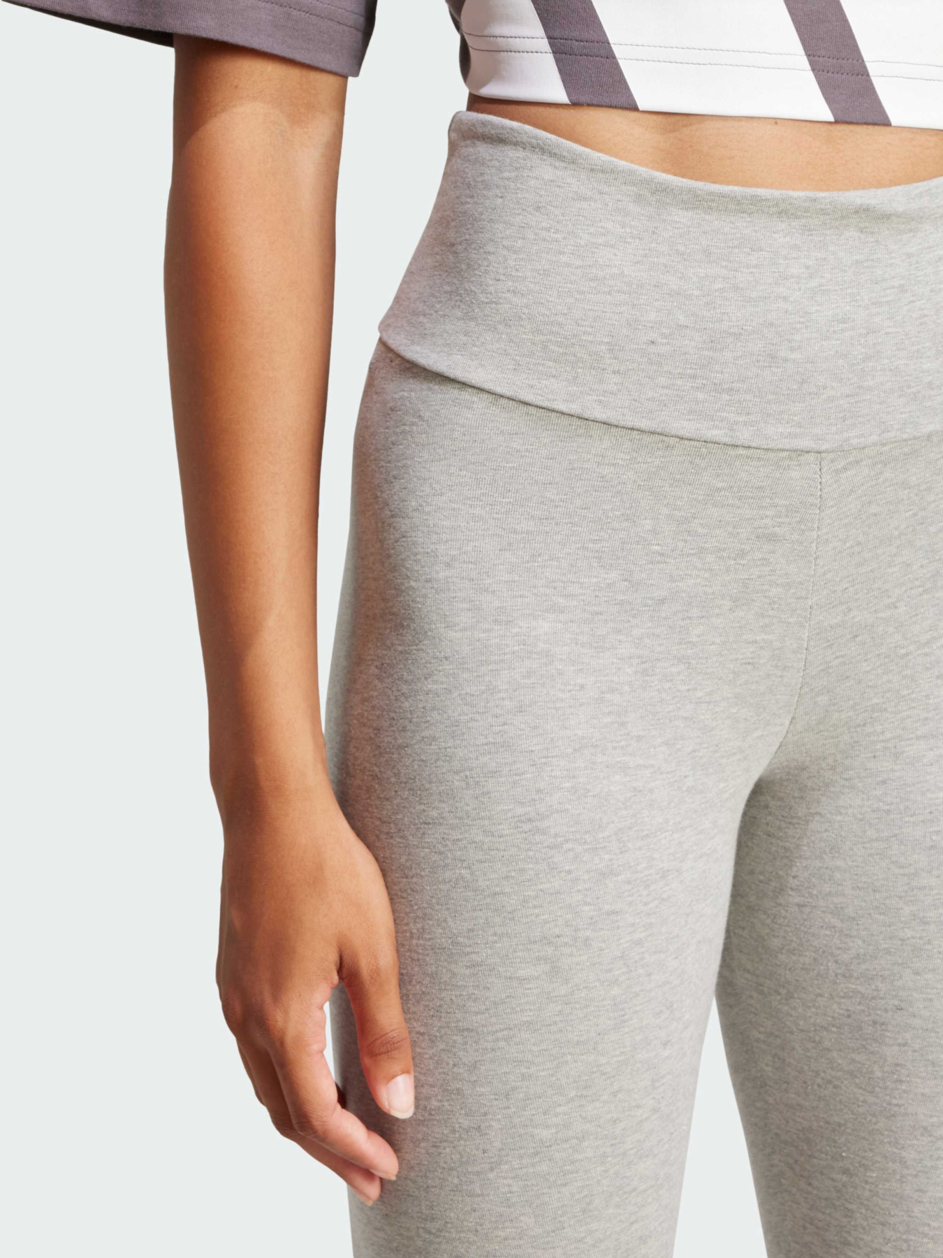 Штани Adidas Adidas Essentials модель JH1183 Фото