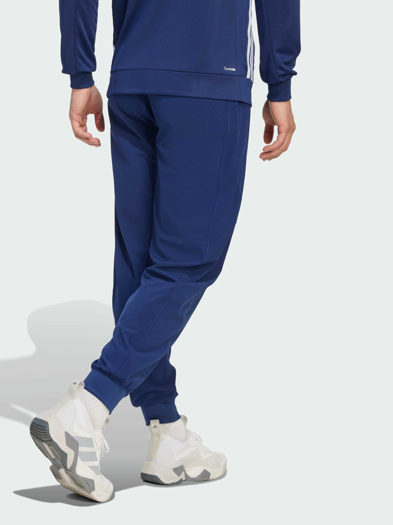 Брюки Adidas Adidas Essentials модель KD2840 Фото