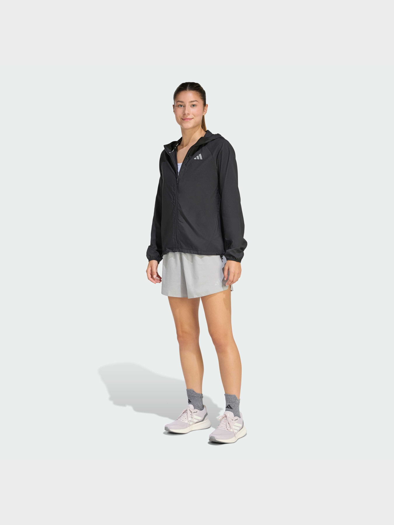 Куртки та дублянки Adidas Adidas Essentials модель KA4339 Фото