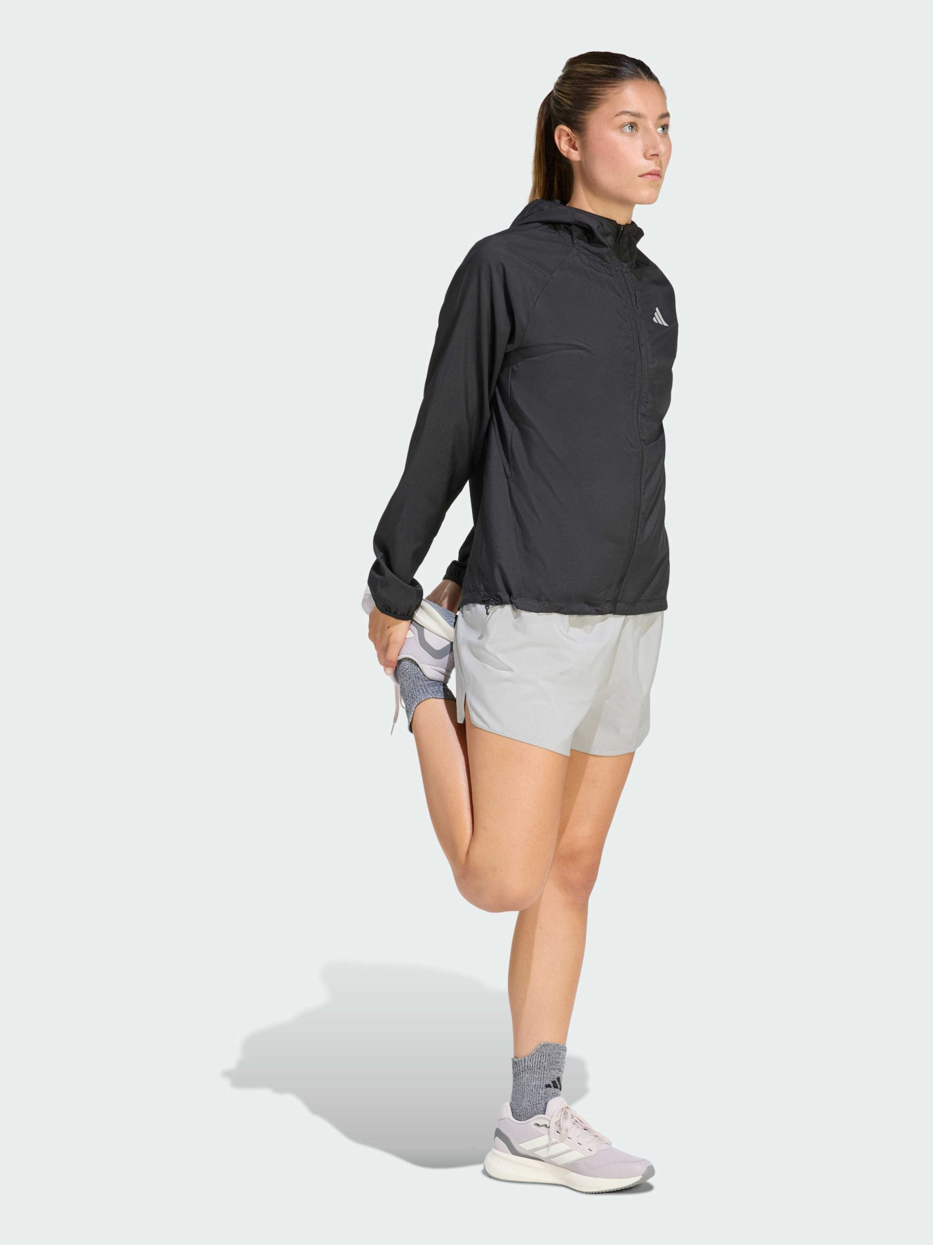 Куртки та дублянки Adidas Adidas Essentials модель KA4339 Фото