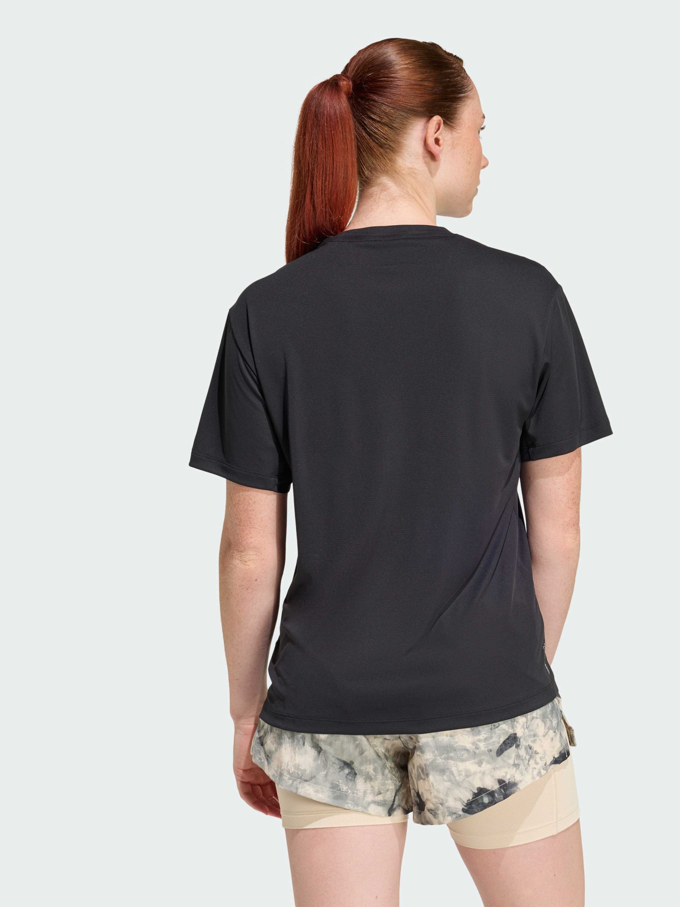 Футболки і поло Adidas Adidas Essentials модель JZ7808 Фото