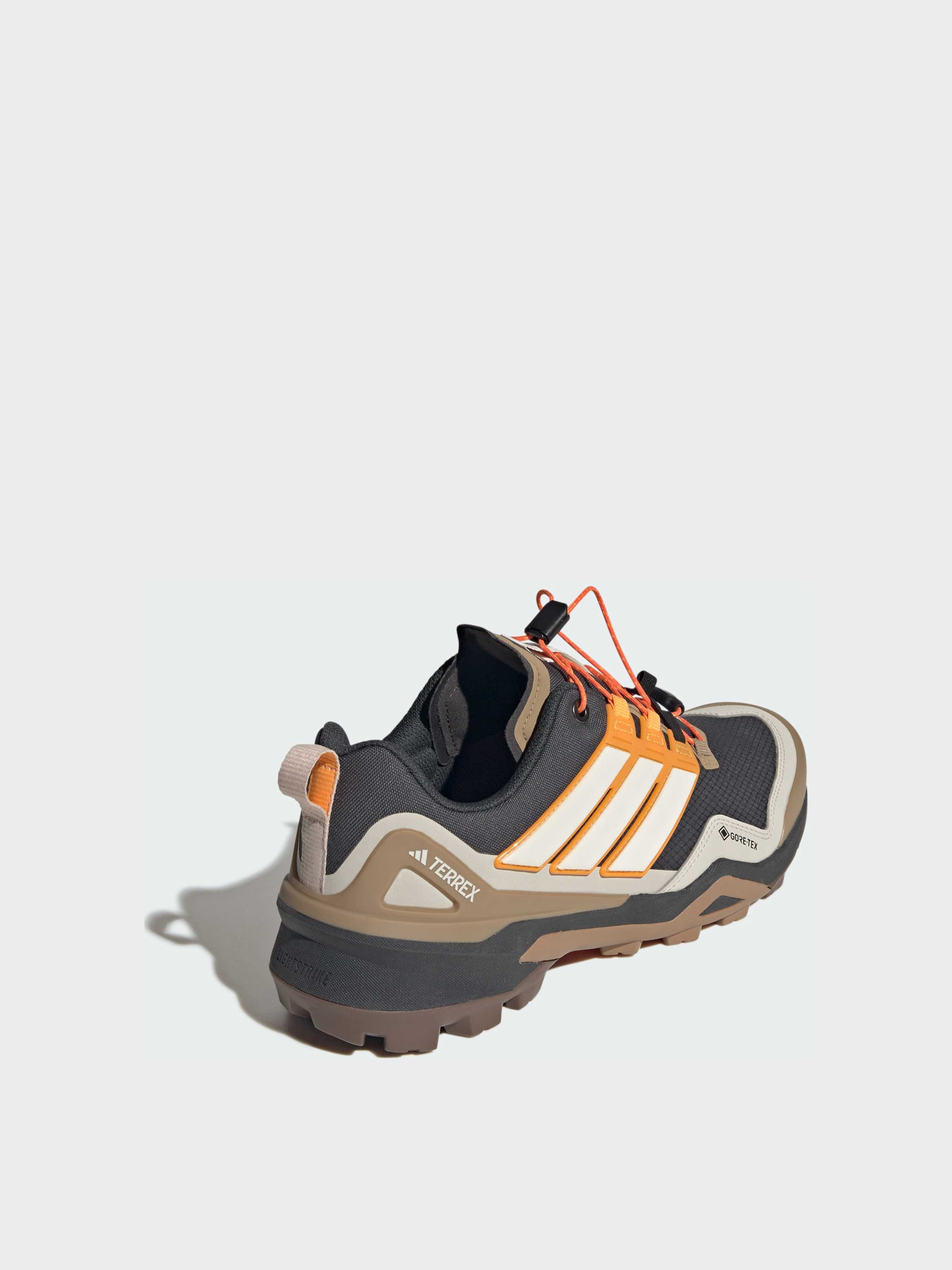 Кроссовки Adidas Terrex модель JR3987 Фото