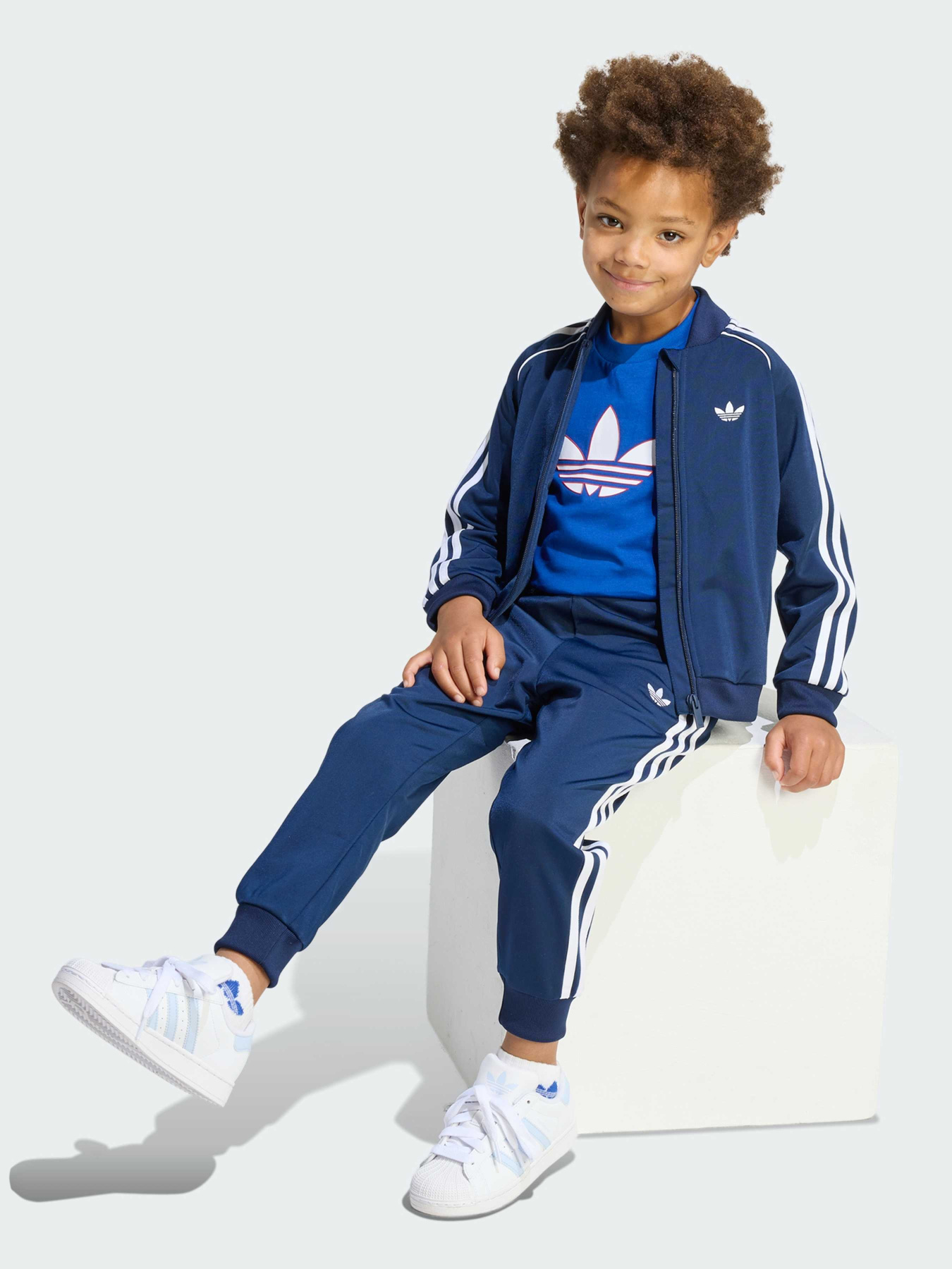 Костюмы Adidas Adicolor модель KD5744 Фото