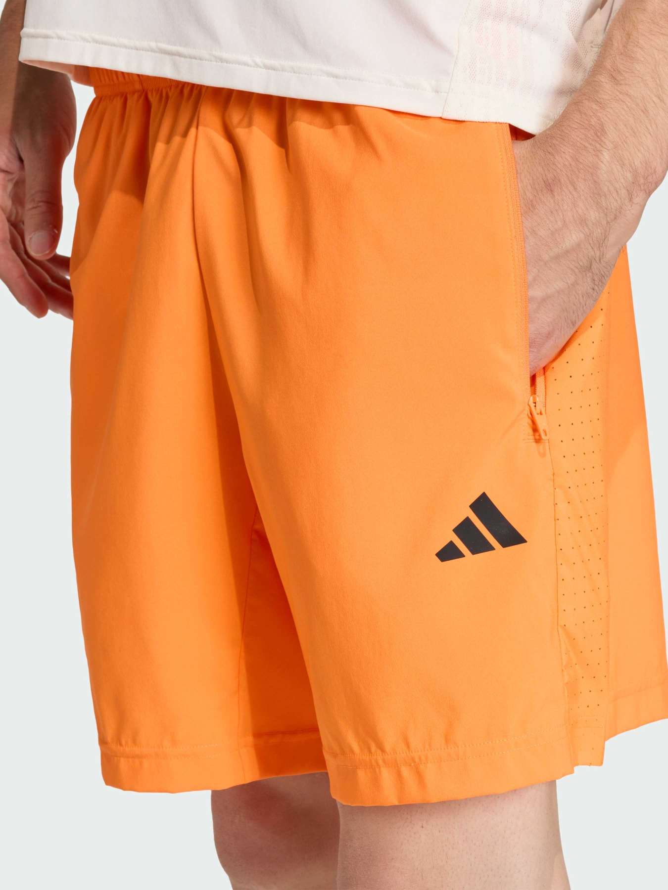 Шорти Adidas Adidas Essentials модель KD2956 Фото