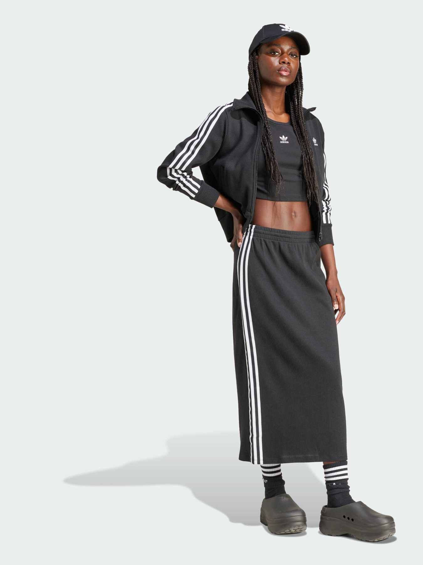 Футболки і поло Adidas Adidas Essentials модель IY9664 Фото