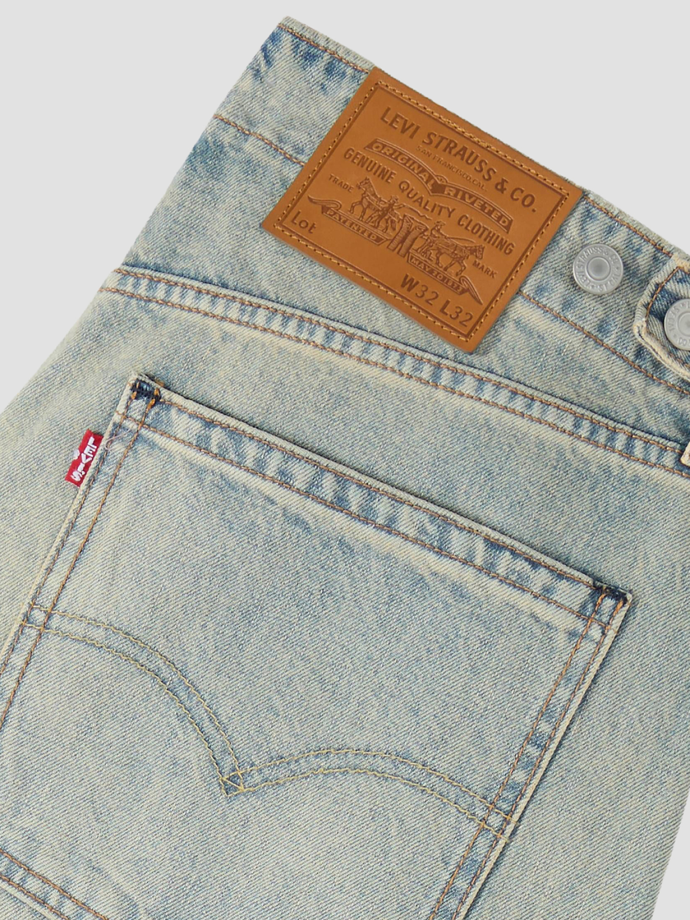 Джинси Levi's модель 0057O;0004 Фото