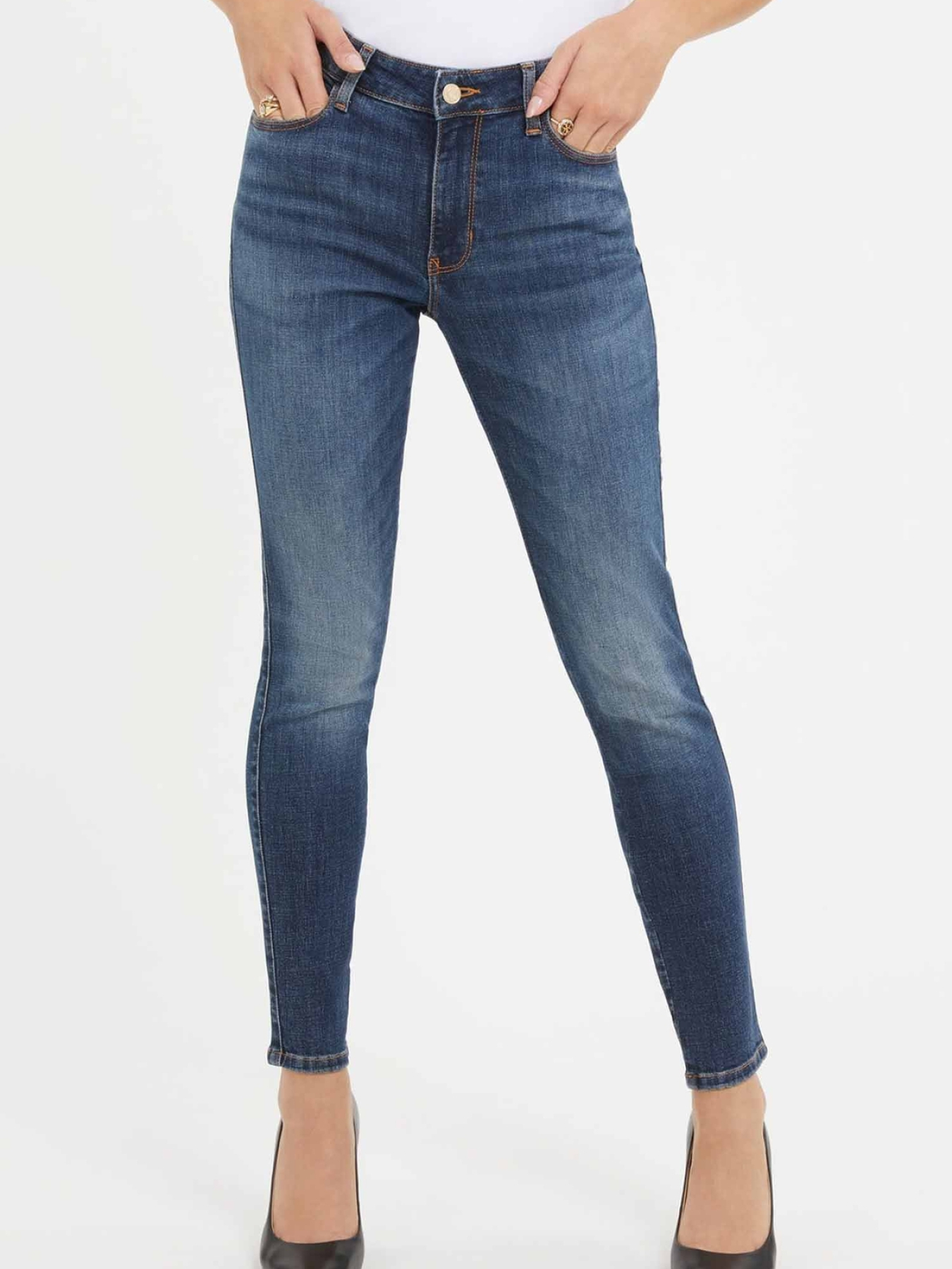 Джинсы GUESS модель W3BAJ3.D56D1;ATM1 Фото