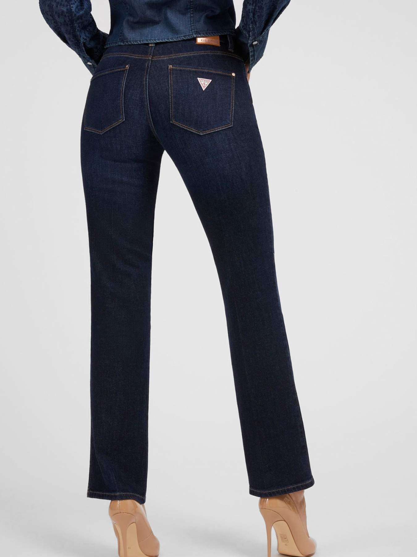 Джинсы GUESS модель W3YA15.D4U54;CADA Фото