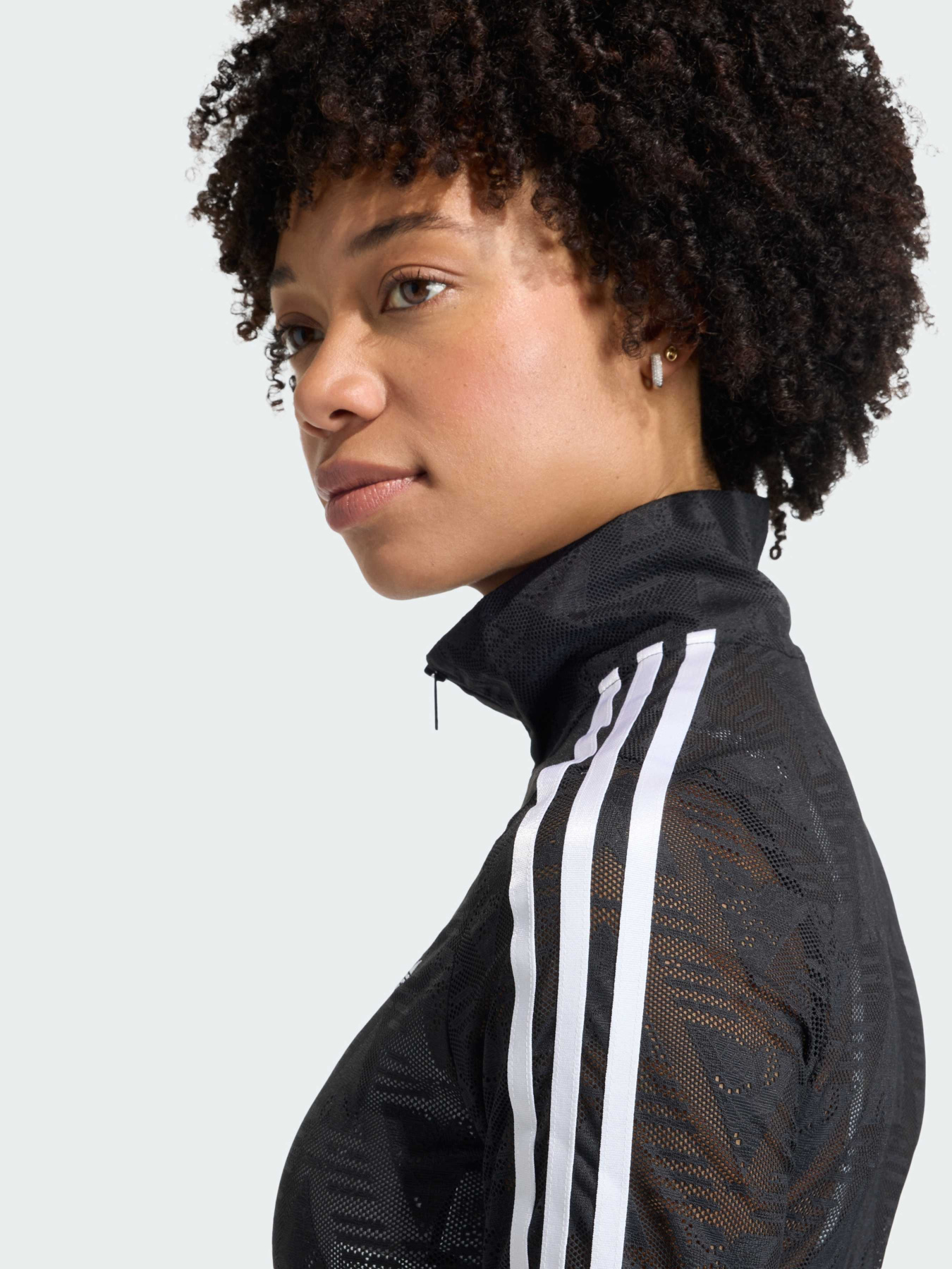 Худи и свитшоты Adidas модель KD0349 Фото