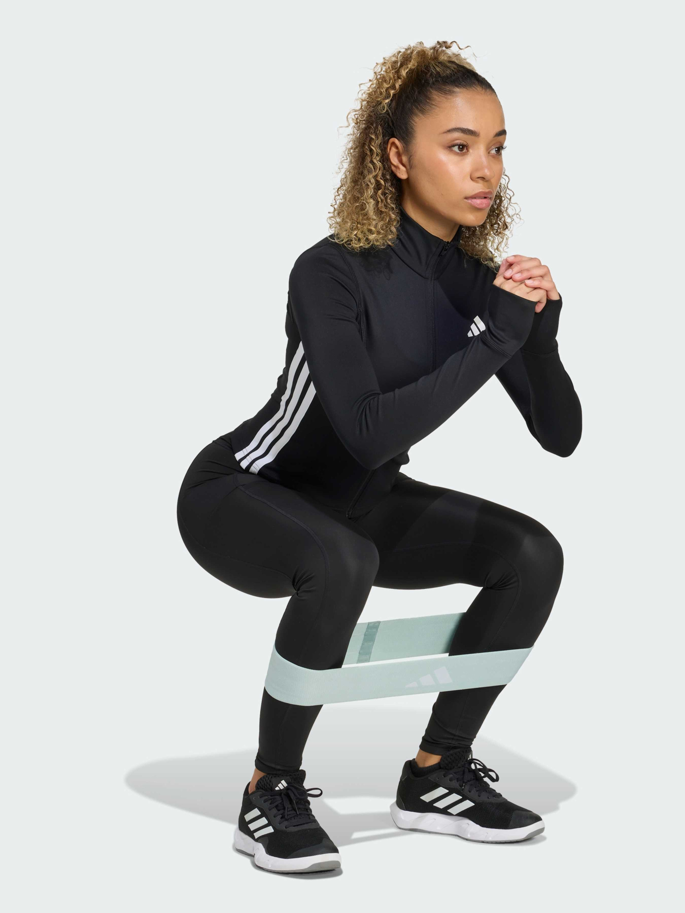 Худи и свитшоты Adidas Adidas Essentials модель KB7843 Фото