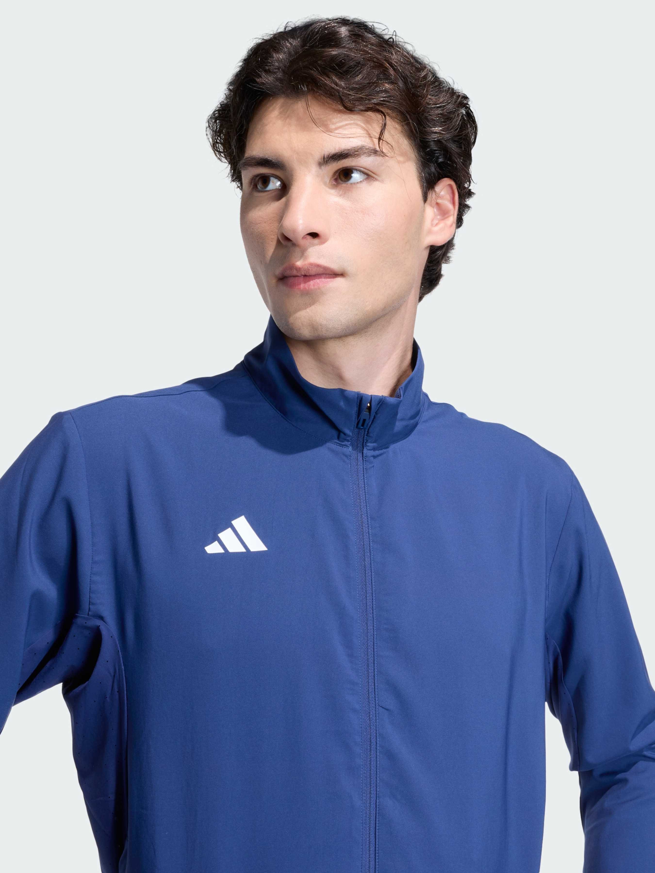 Куртки и дубленки Adidas Adidas Essentials модель KD2732 Фото