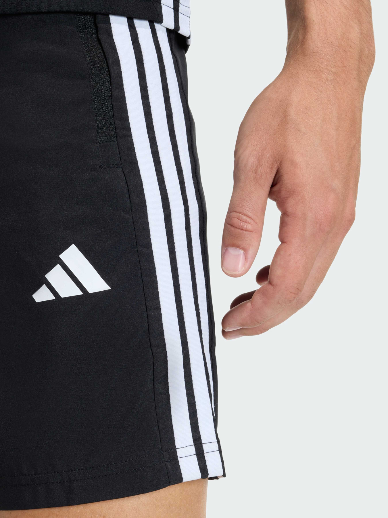 Шорты Adidas Adidas Essentials модель KA3521 Фото