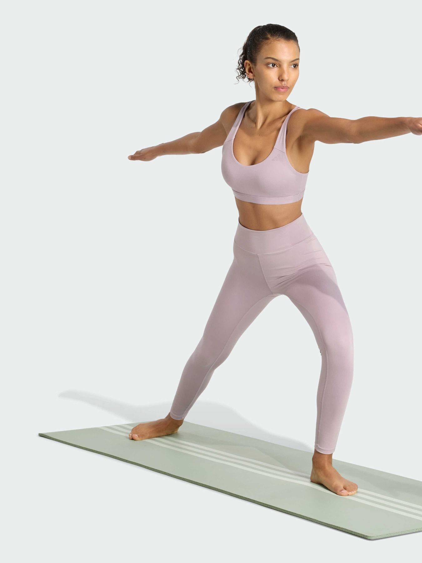 Футболки і поло Adidas Adidas Essentials модель KA7262 Фото