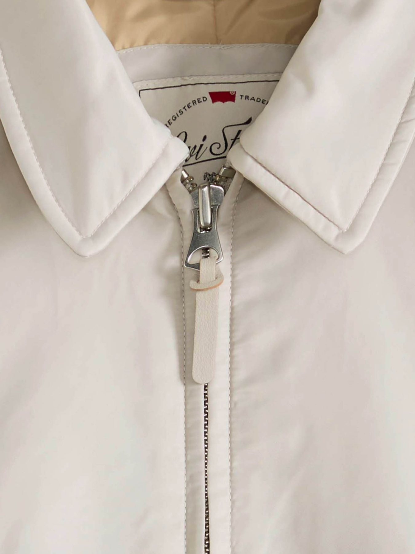 Куртки и дубленки Levi's модель 005AQ;0002 Фото