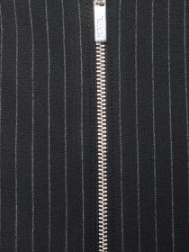 Куртки и дубленки Karl Lagerfeld модель 553032.505050;991 Фото