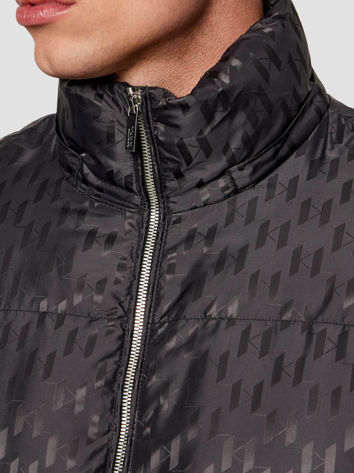 Куртки та дублянки Karl Lagerfeld модель 554504.505016;990 Фото