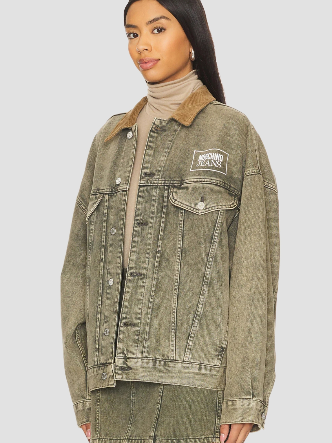 Куртки та дублянки Moschino модель A0508.3218;1517 Фото