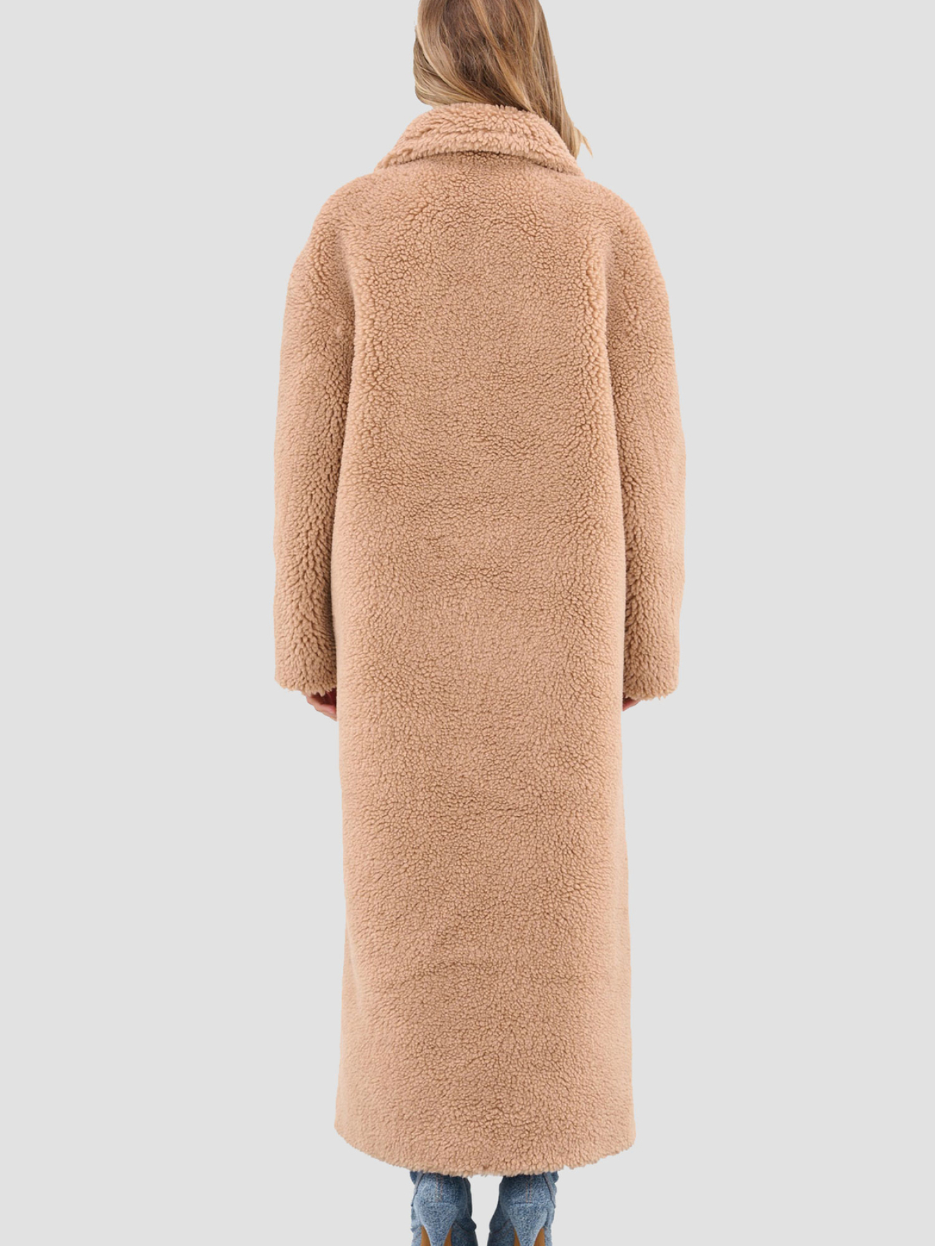 Куртки и дубленки Moschino модель A0604.8717;0148 Фото