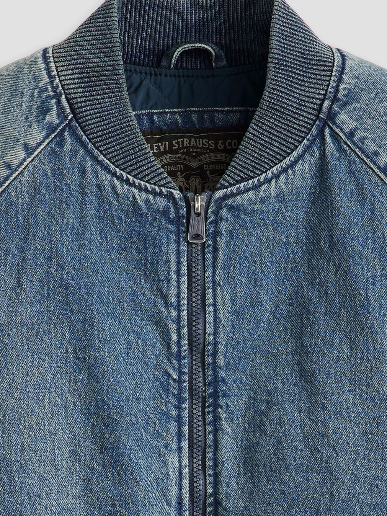 Куртки та дублянки Levi's модель A4418;0012 Фото