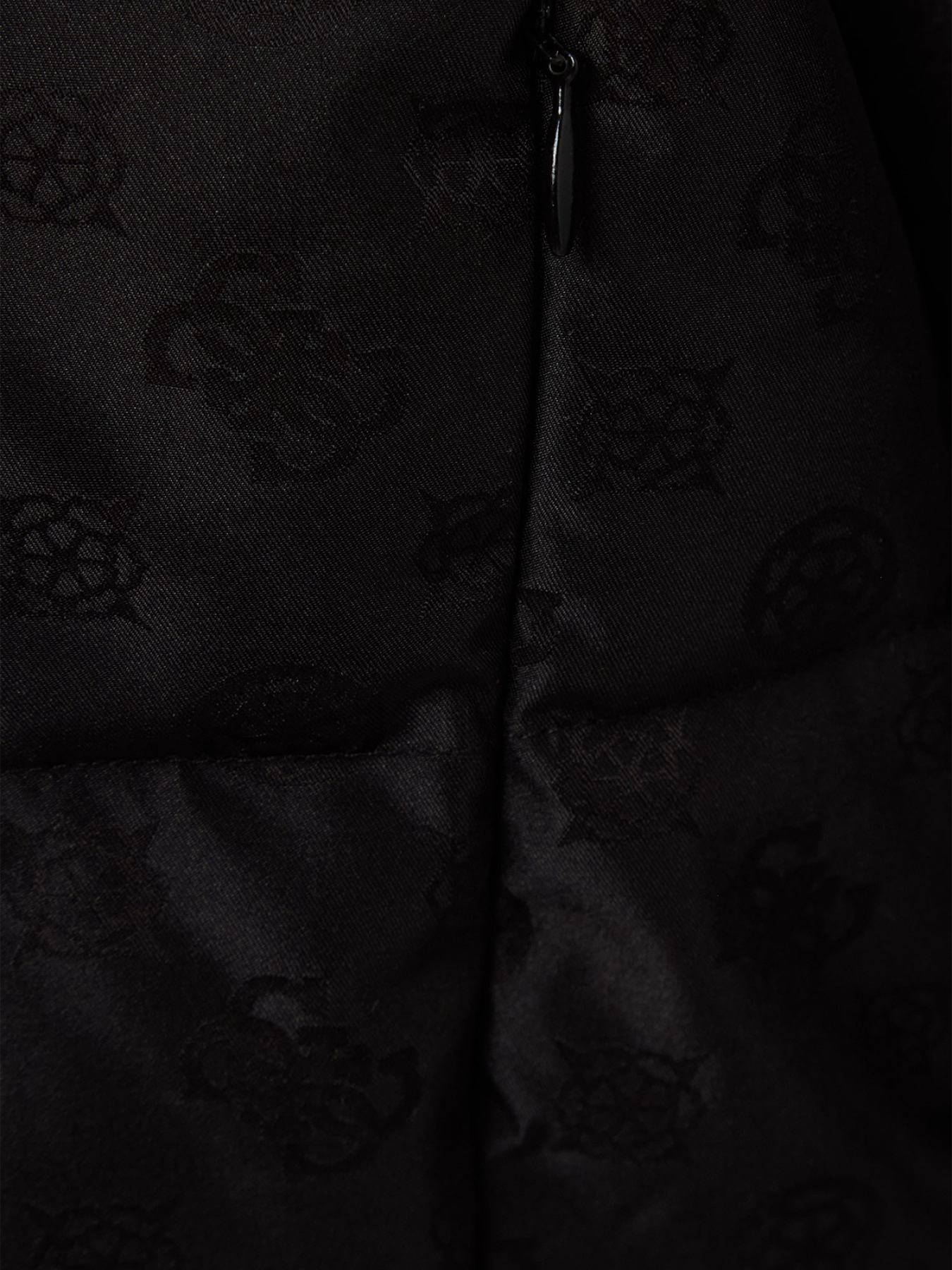 Куртки и дубленки GUESS Kids модель J5BL22.WI140;P9LH Фото