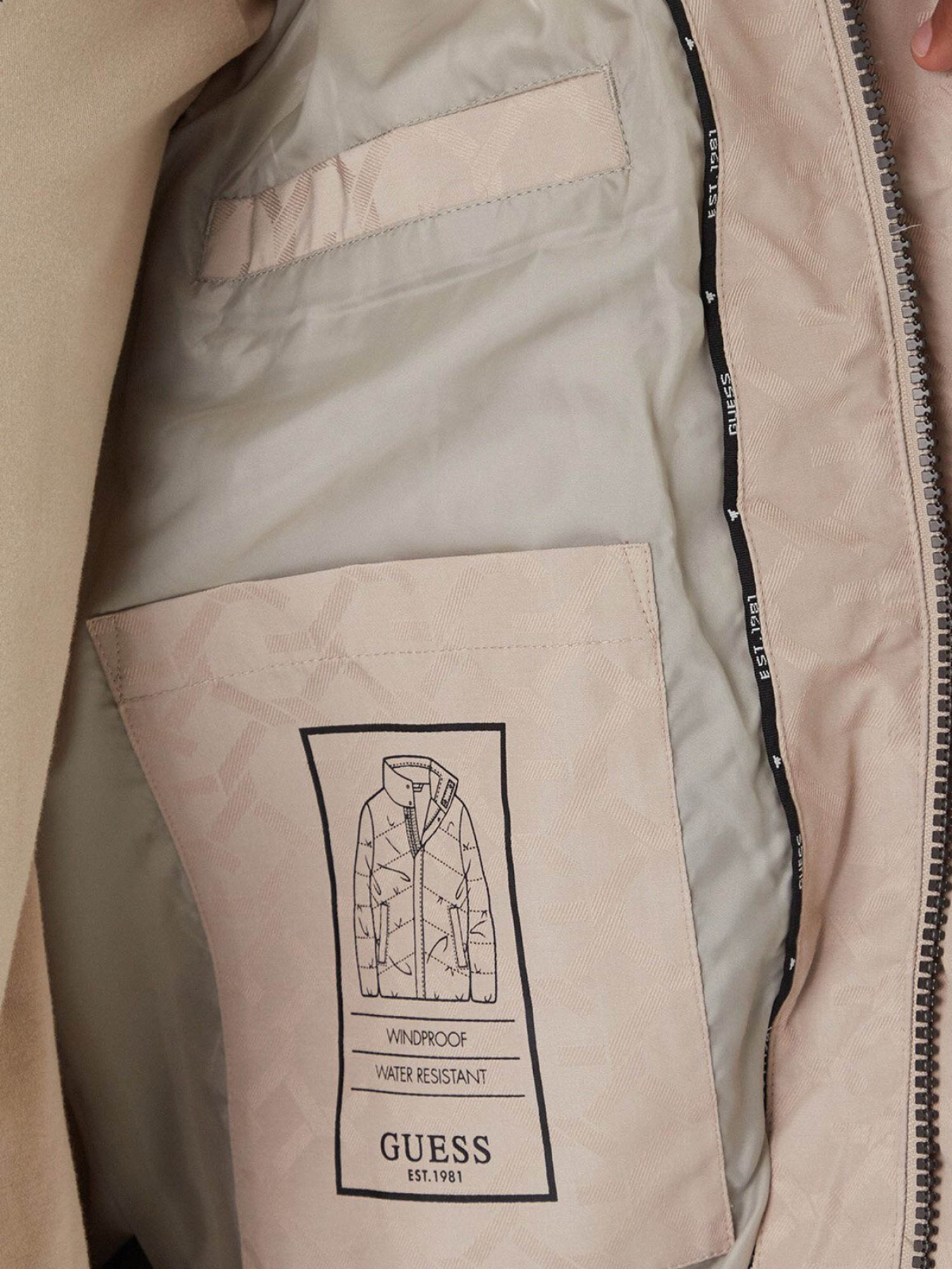 Куртки та дублянки GUESS модель M5BL2M.W2232;F1LM Фото