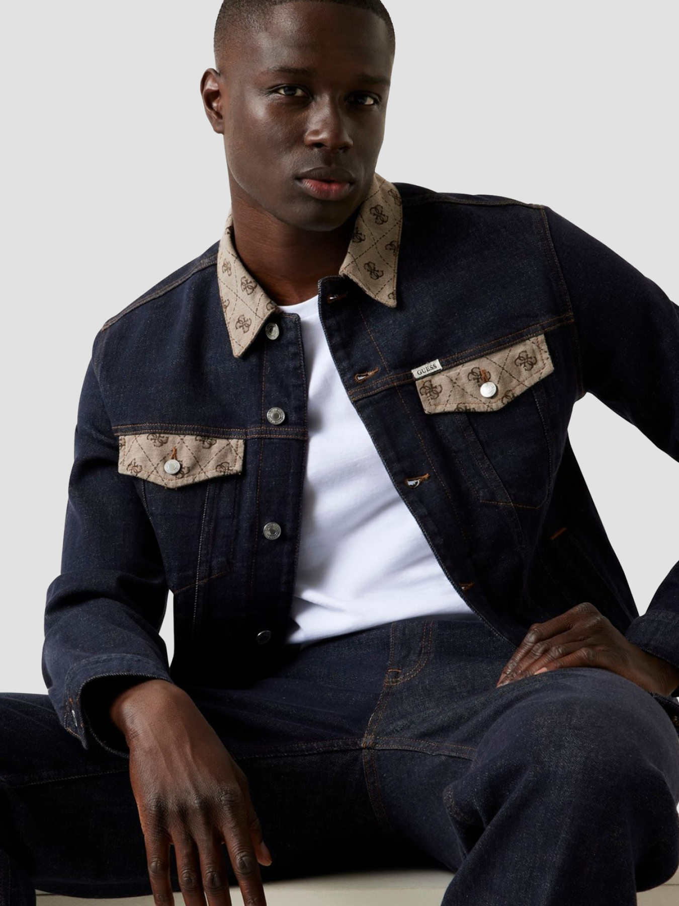 Куртки и дубленки GUESS модель M5YXN1.D5QC2;SHMN Фото