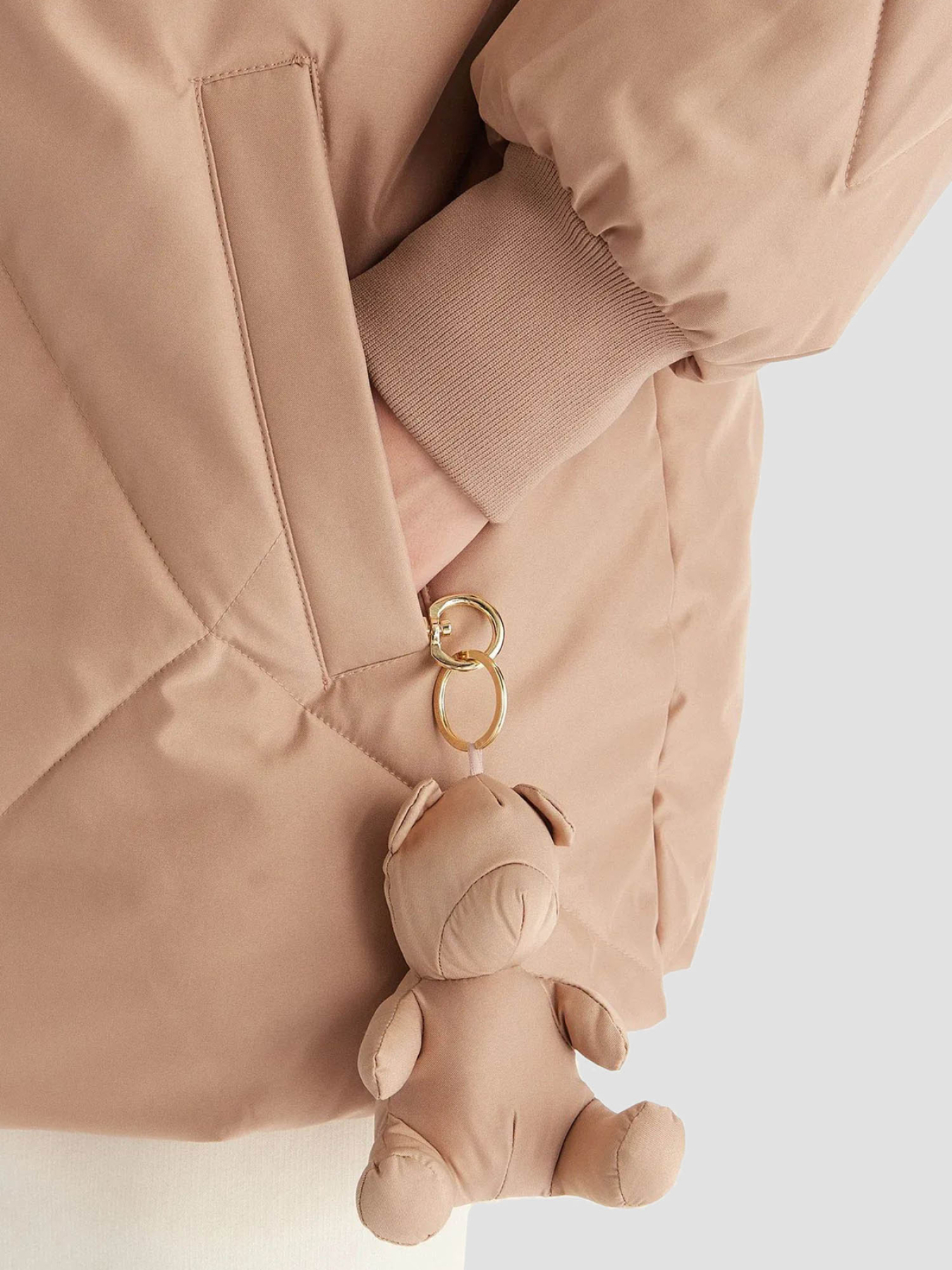 Куртки та дублянки GUESS модель V5BL13.WHHZ2;G137 Фото