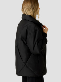 Куртки та дублянки GUESS модель V5BL13.WHHZ2;JBLK Фото