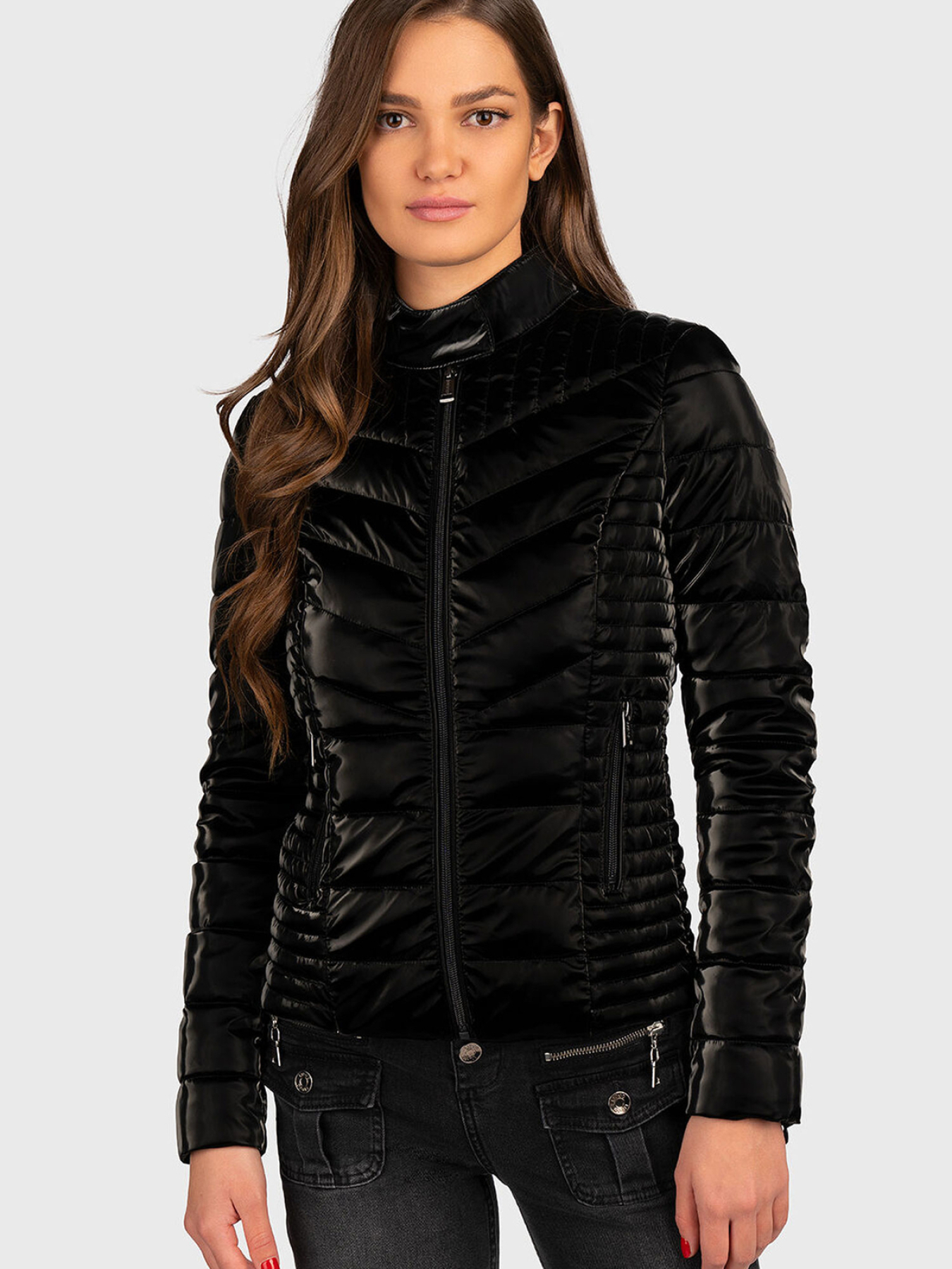 Куртки и дубленки GUESS модель W3YL14.WFJ10;JBLK Фото