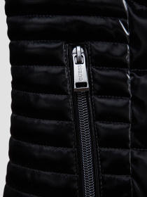 Куртки и дубленки GUESS модель W3YL14.WFJ10;JBLK Фото