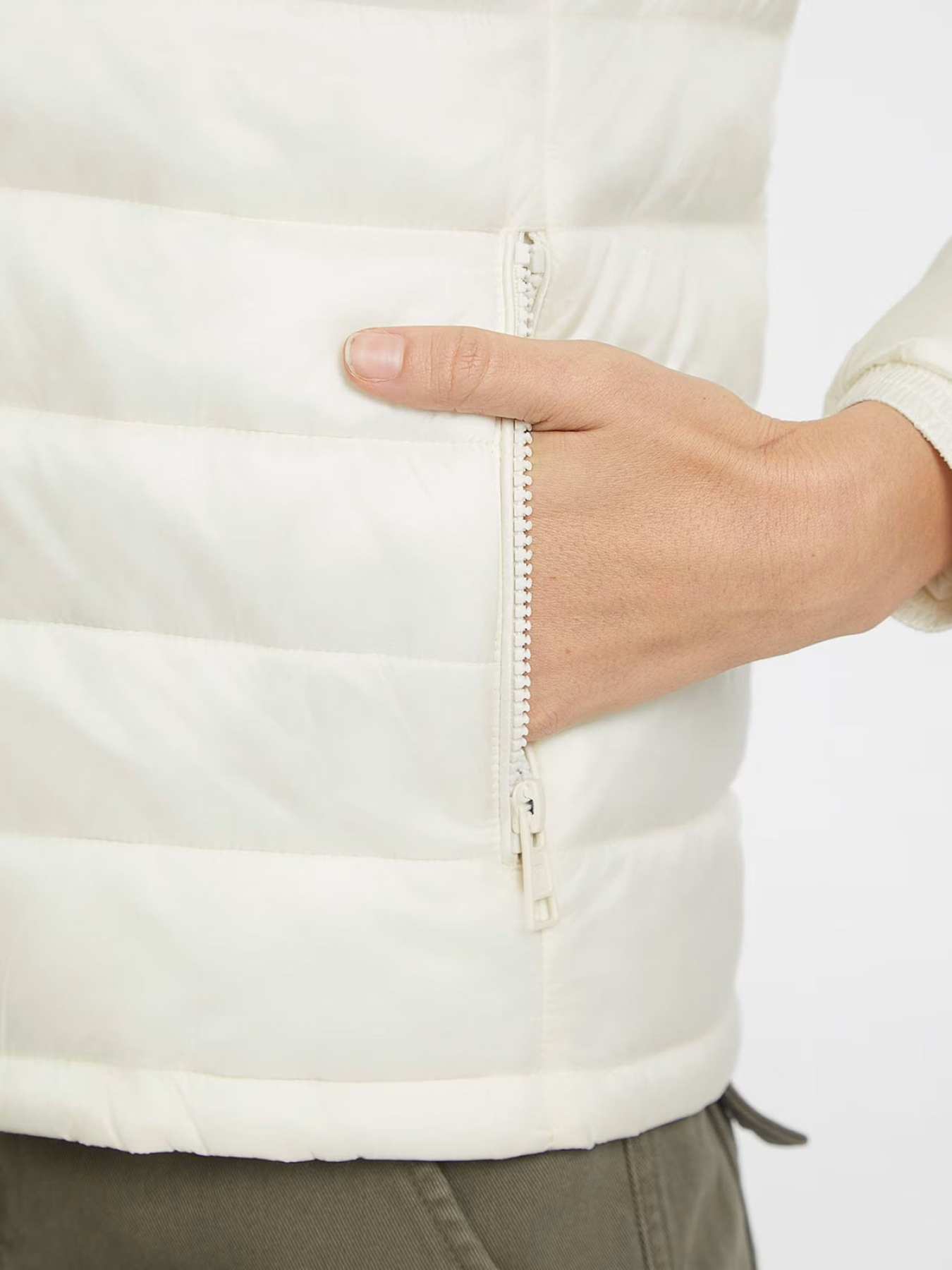 Куртки и дубленки Guess Jeans модель W4YL00.WG922;G053 Фото