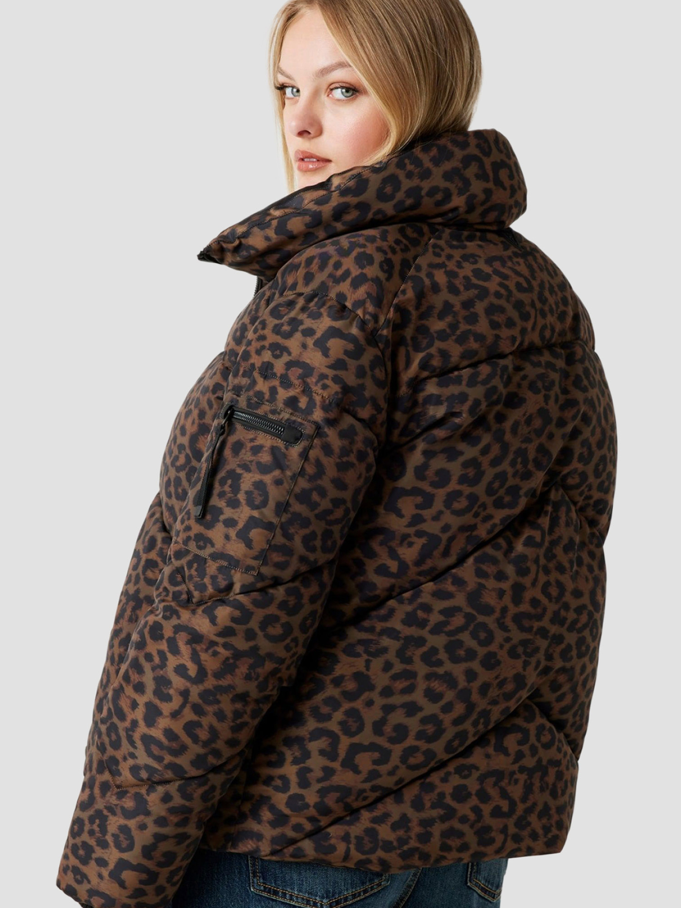 Куртки та дублянки GUESS модель W5BL47.W3702;P1UK Фото