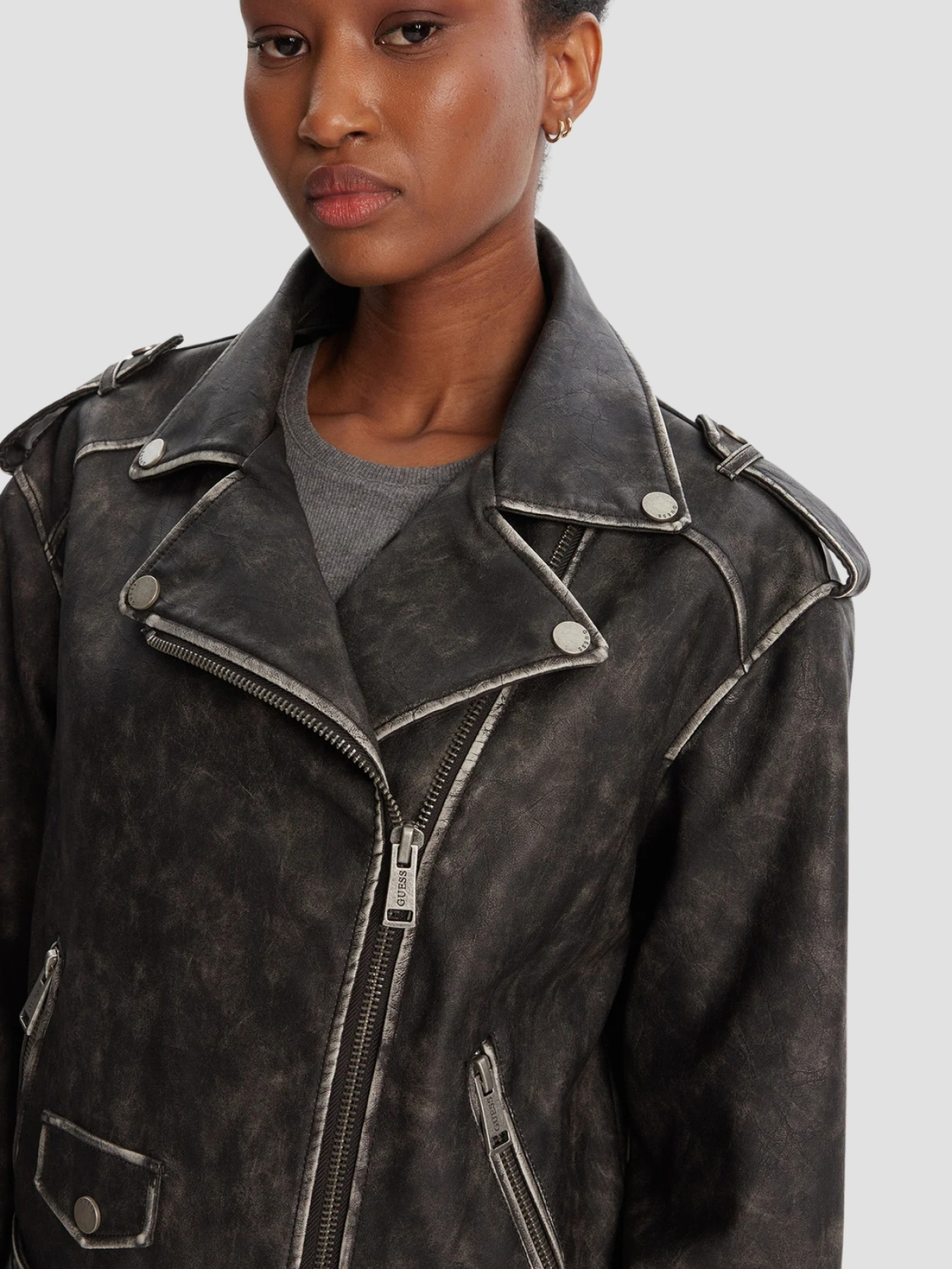 Куртки та дублянки GUESS модель W5YL04.WHDI0;JTMU Фото