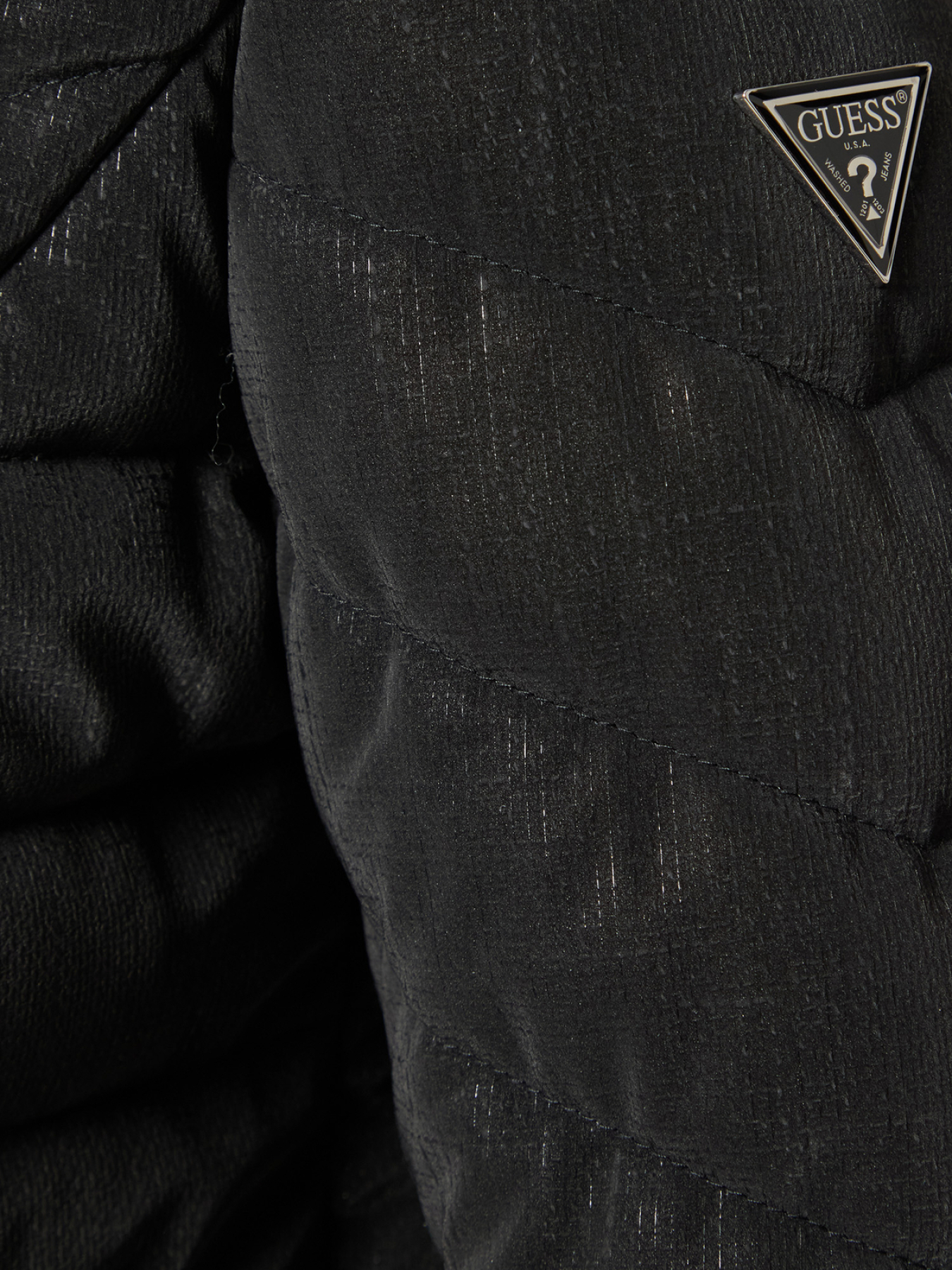 Куртки и дубленки GUESS модель W5YL13.WHDQ0;JBLK Фото